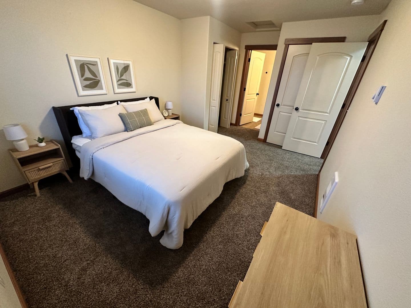 Minot Apartment: 3821 Crossing St SW