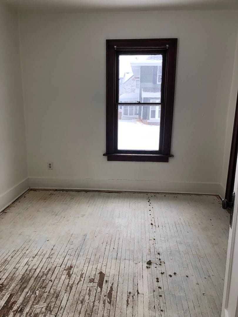 Minot Apartment: 546 Valley Street