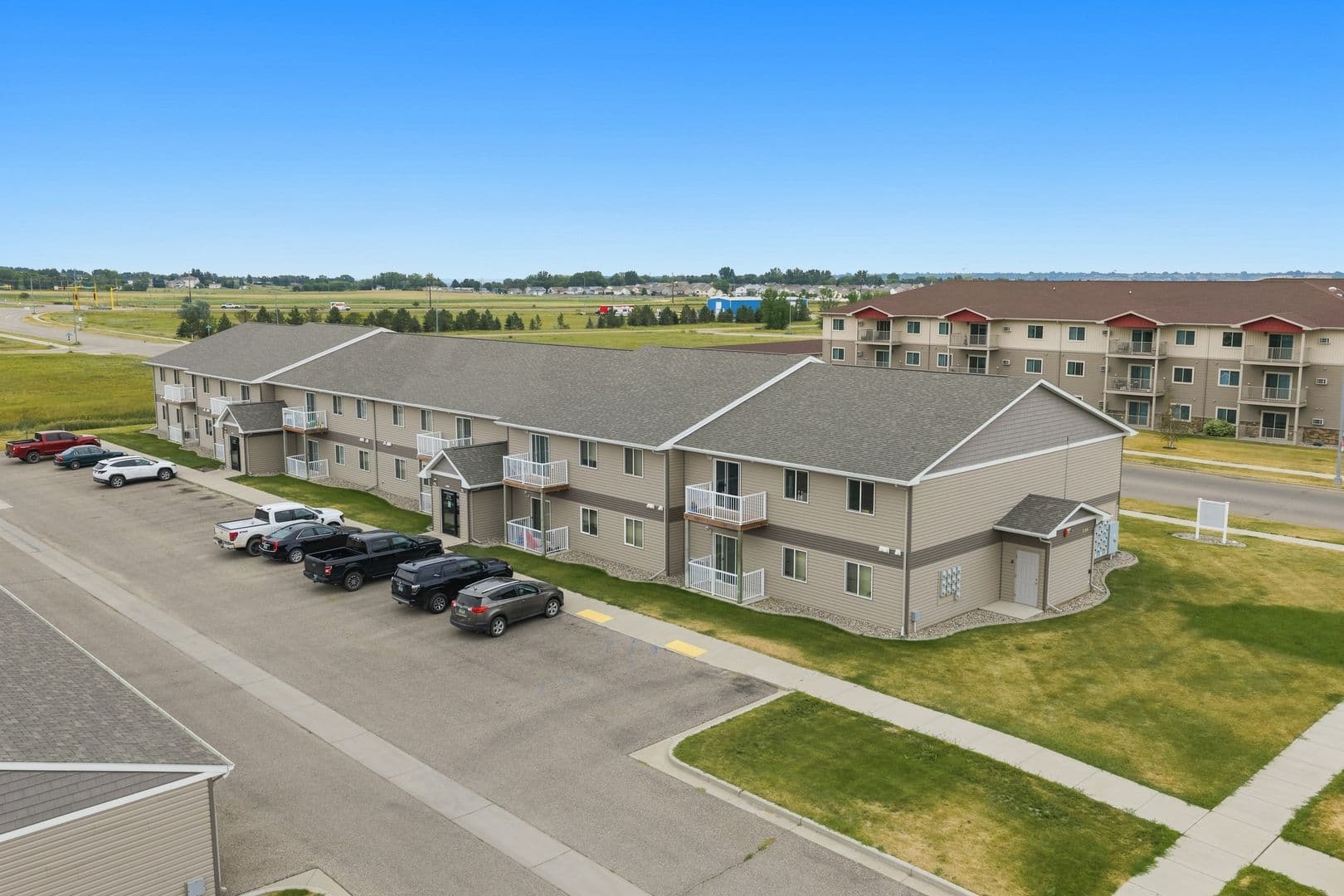 Minot Apartment: 2150 33rd St NW