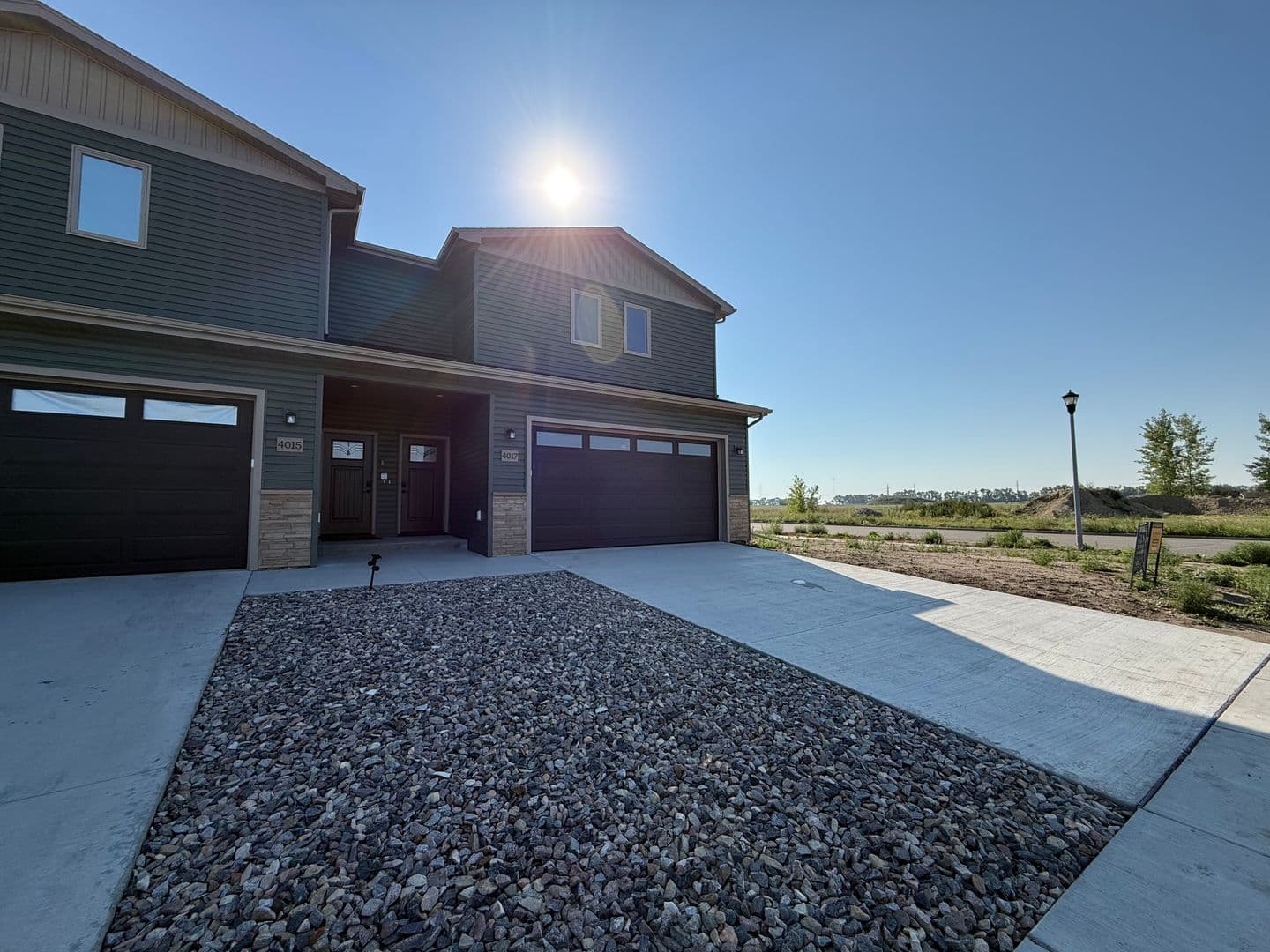 Minot House: 4017 Crossing St SW