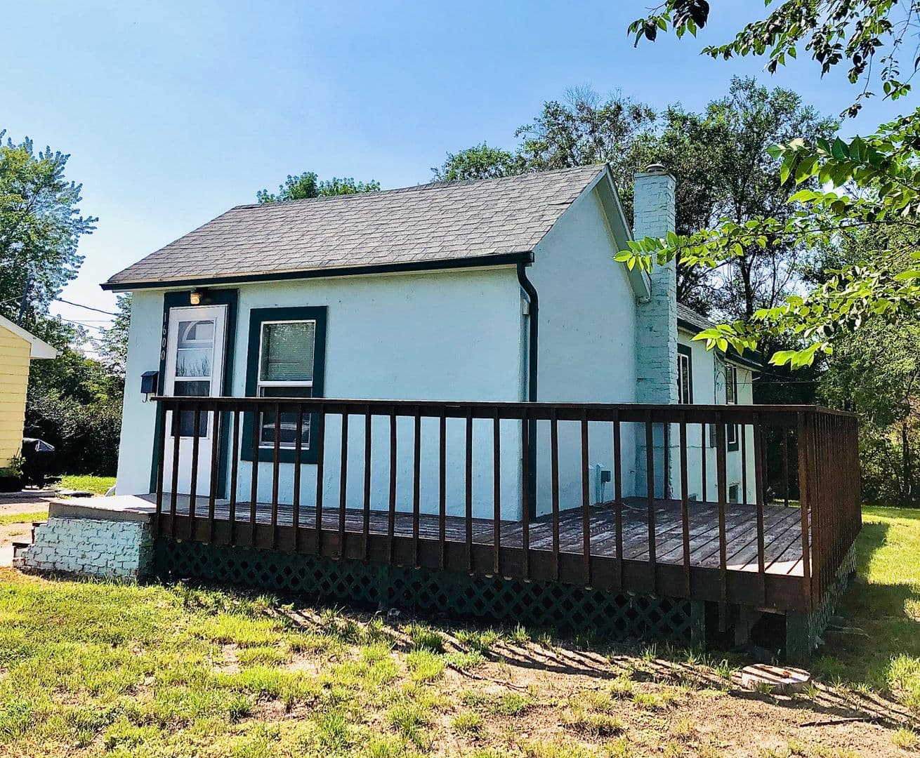 Minot House: 1600 2nd St SE
