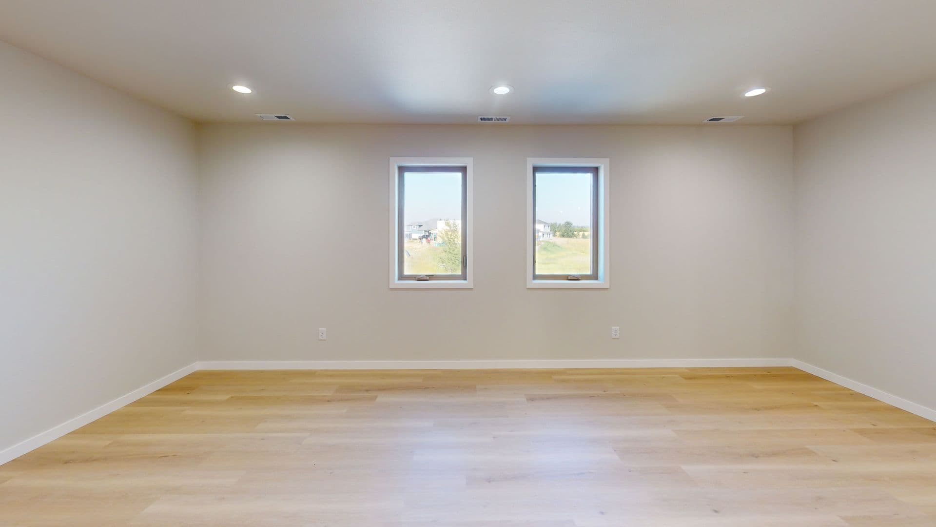 Minot House: 4017 Crossing St SW