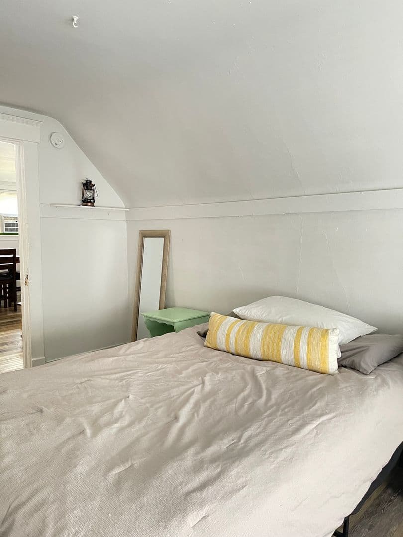 Des Moines Apartment: 2816 Cottage Grove Ave