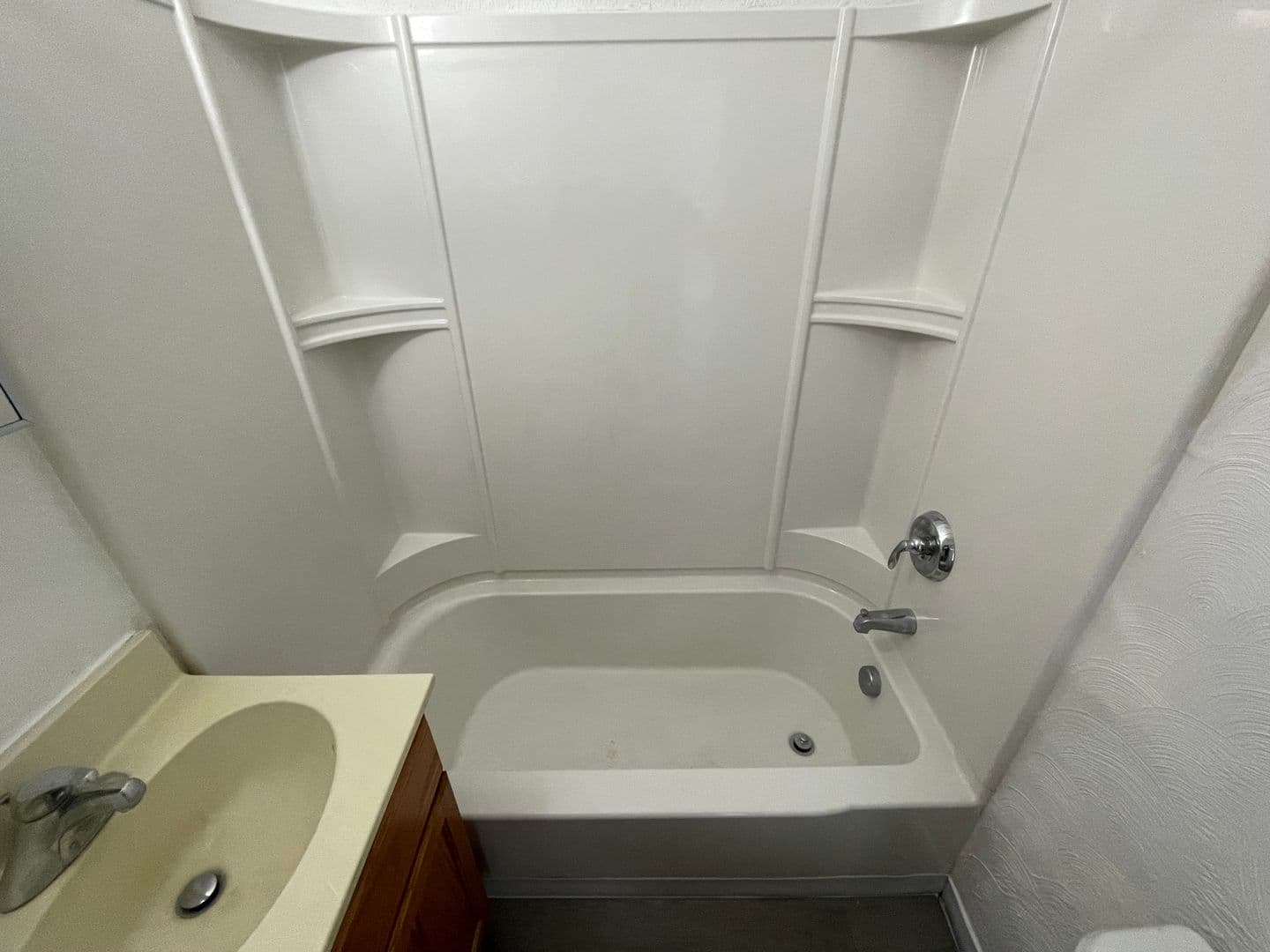 Des Moines Apartment: 1621 9th Street