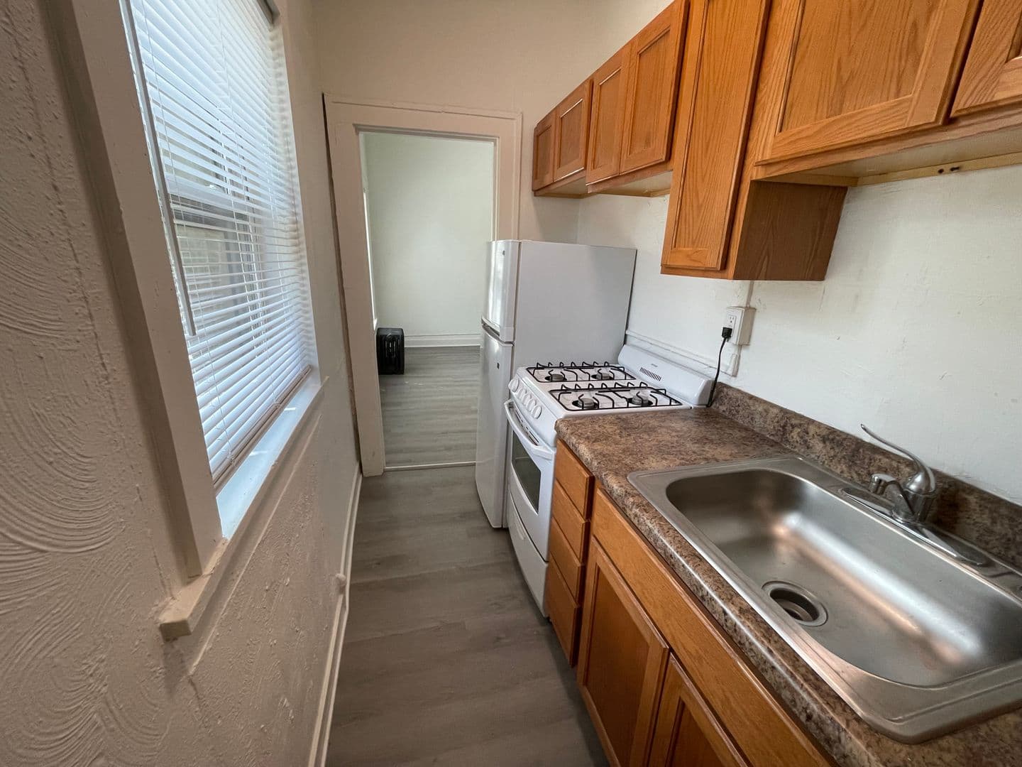 Des Moines Apartment: 1621 9th Street