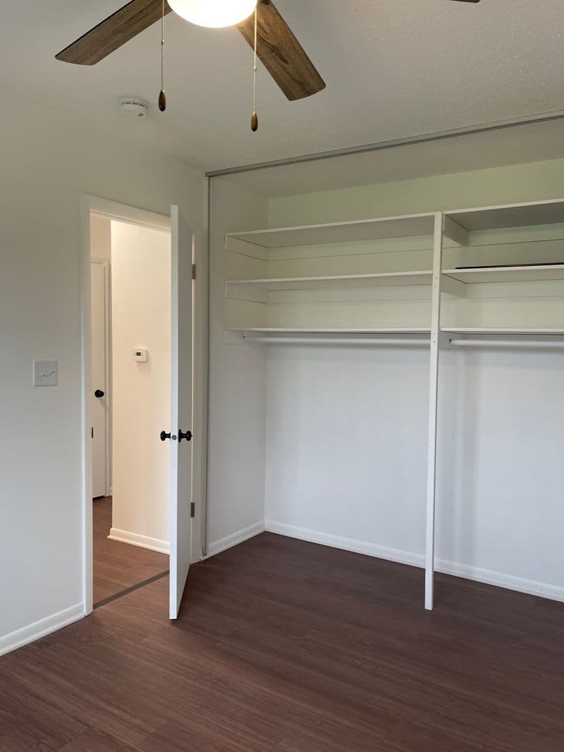 Des Moines Apartment: 6315 Hickman Rd, 6319 Hickman Rd