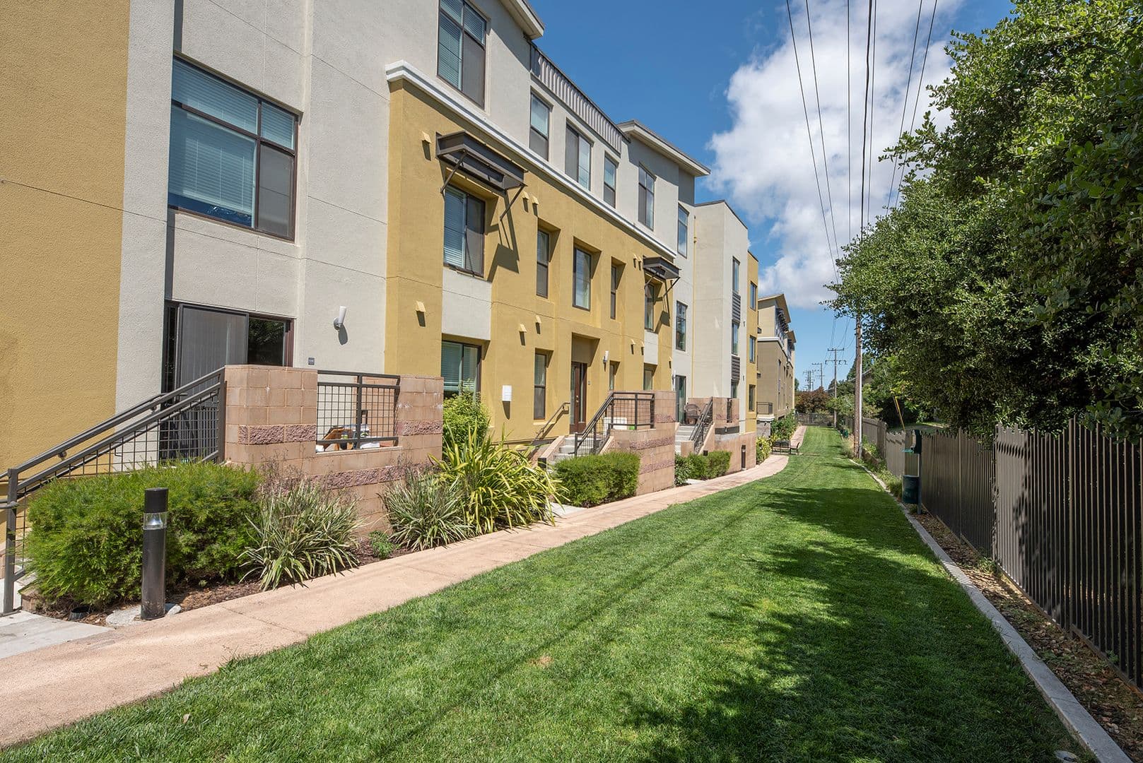 El Cerrito Apartment: 512 El Cerrito Plaza