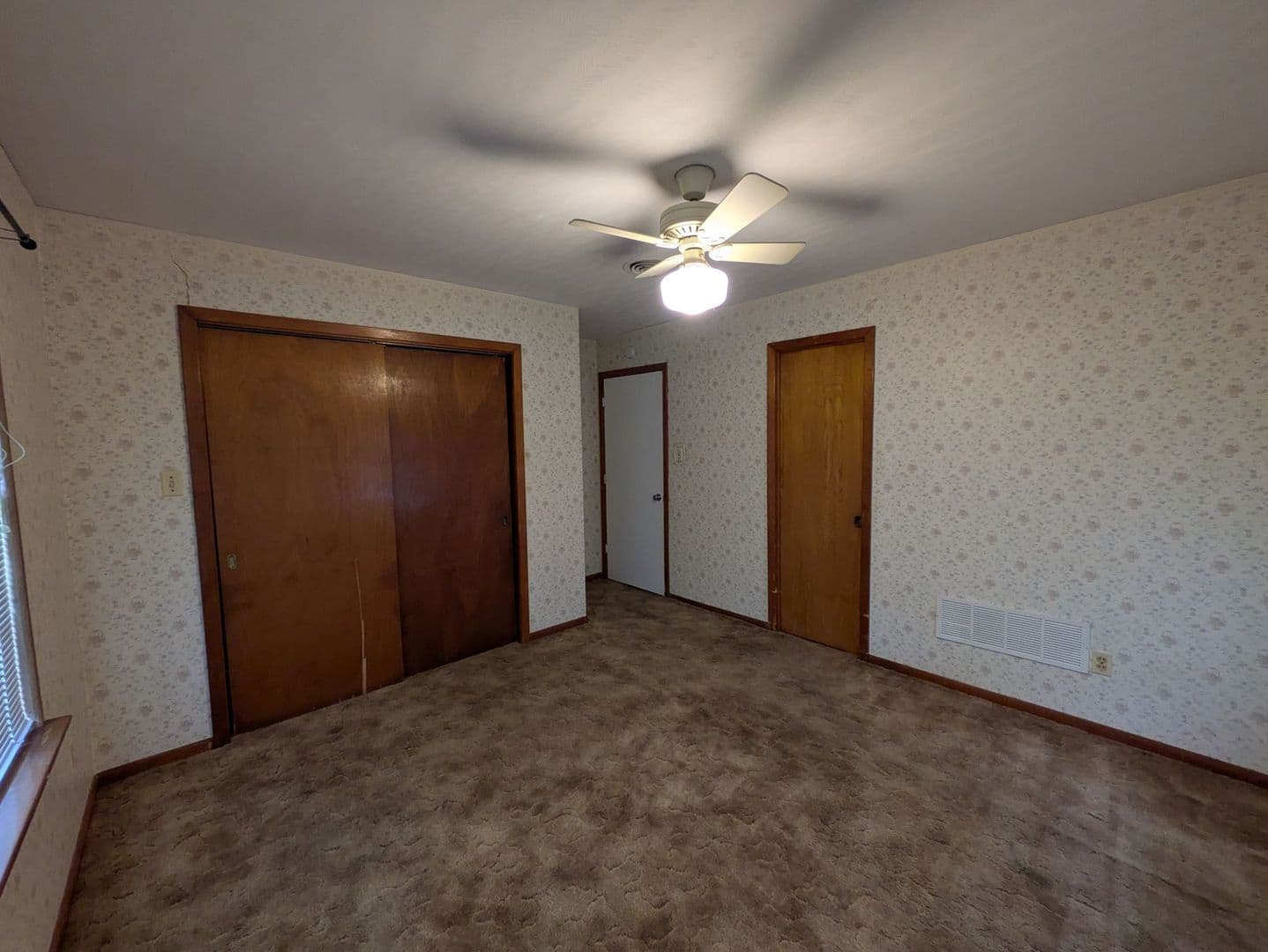 Port Arthur House: 6222 Hazel Ave