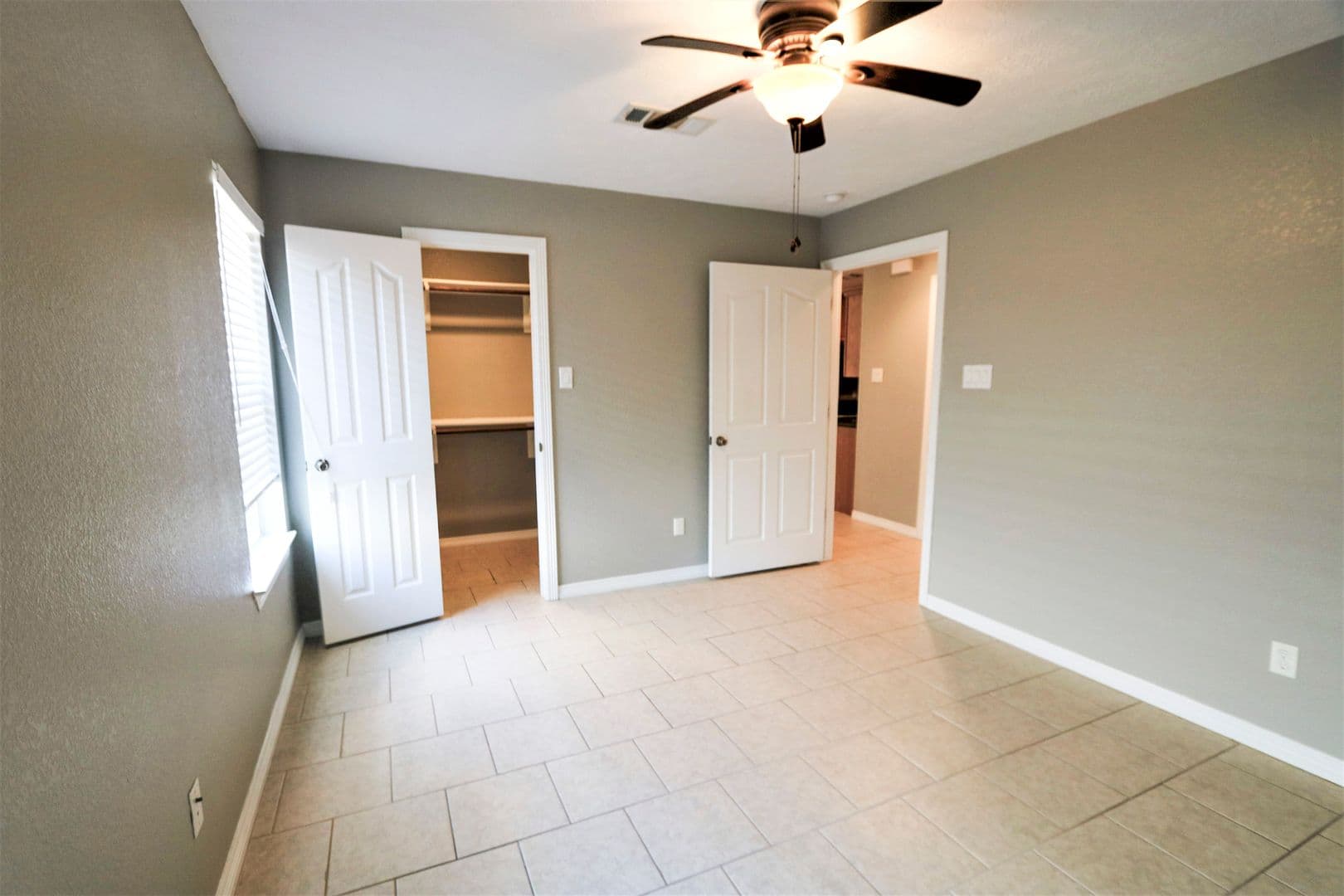Nederland Apartment: 121 Gage Ave.