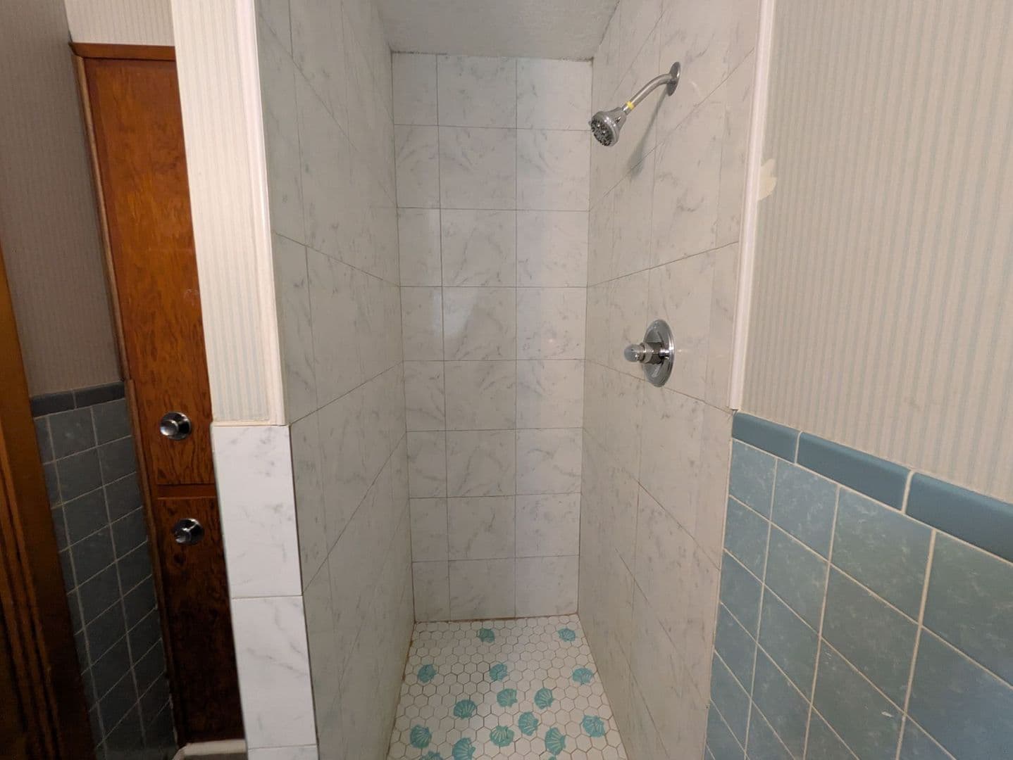 Port Arthur House: 6222 Hazel Ave