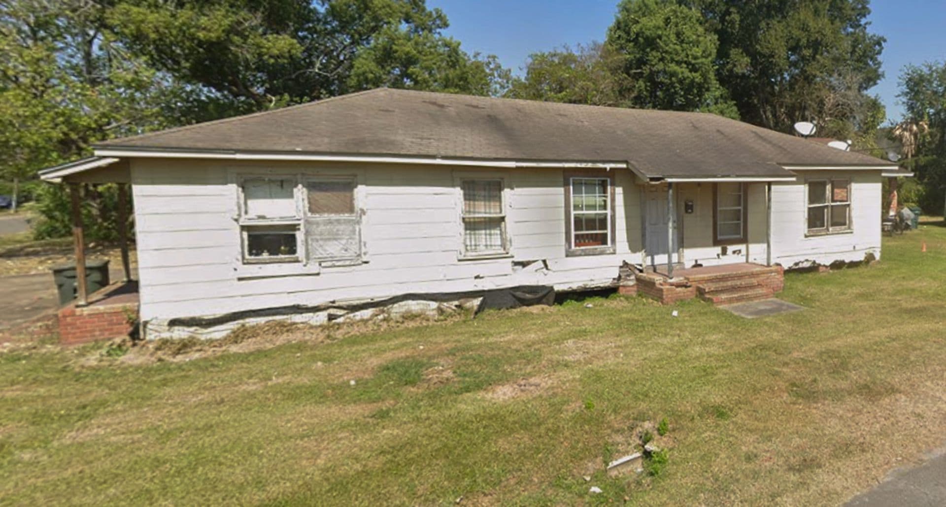 Beaumont Apartment: 4195 Brandon - 696 Irby (duplex)