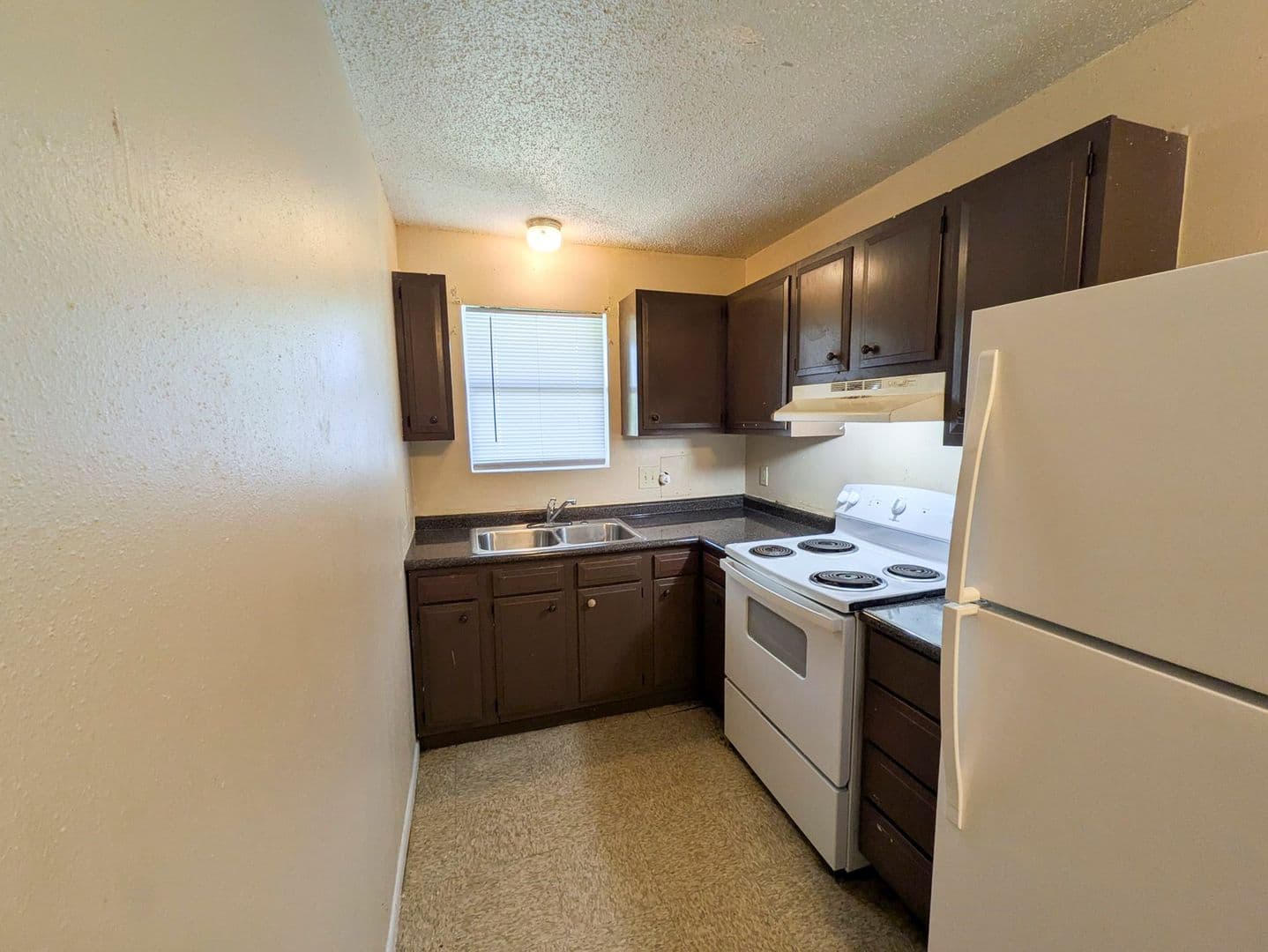 Beaumont Apartment: 975 Woodrow