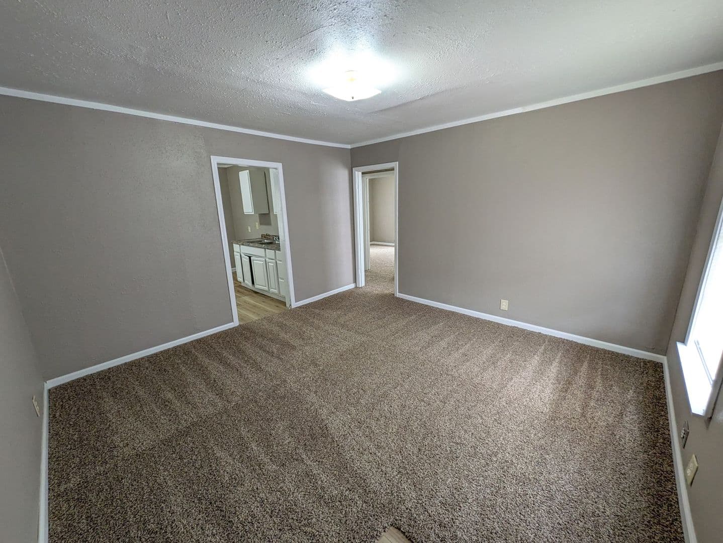 Beaumont Apartment: 4195 Brandon - 696 Irby (duplex)