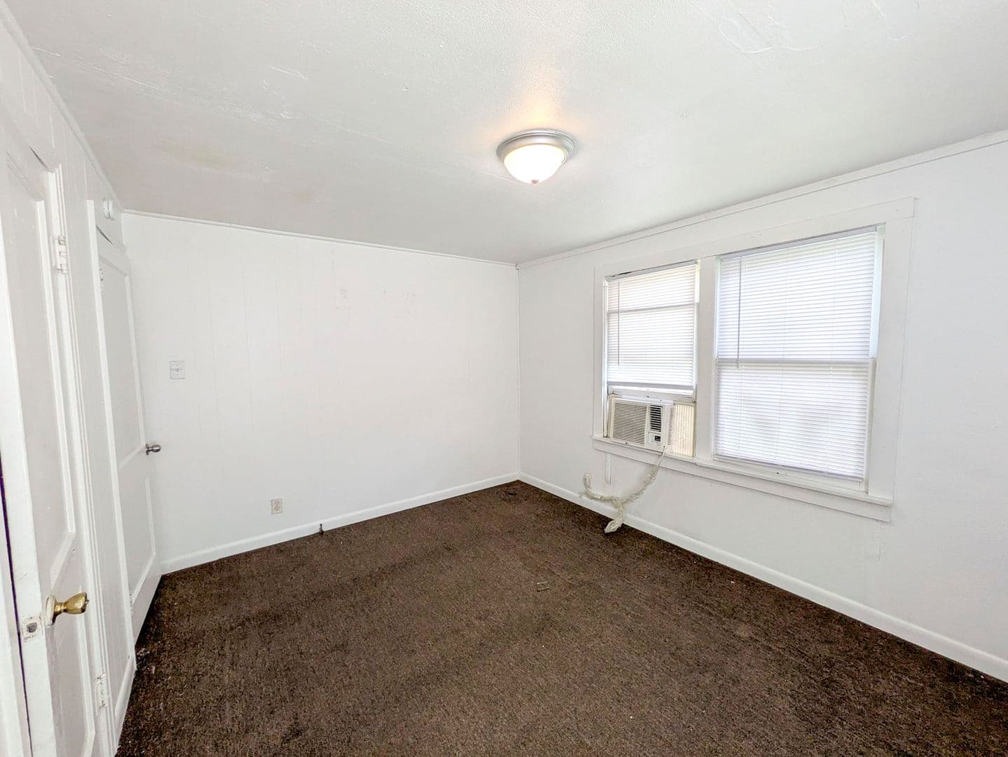 Beaumont House: 4770 Kenneth St