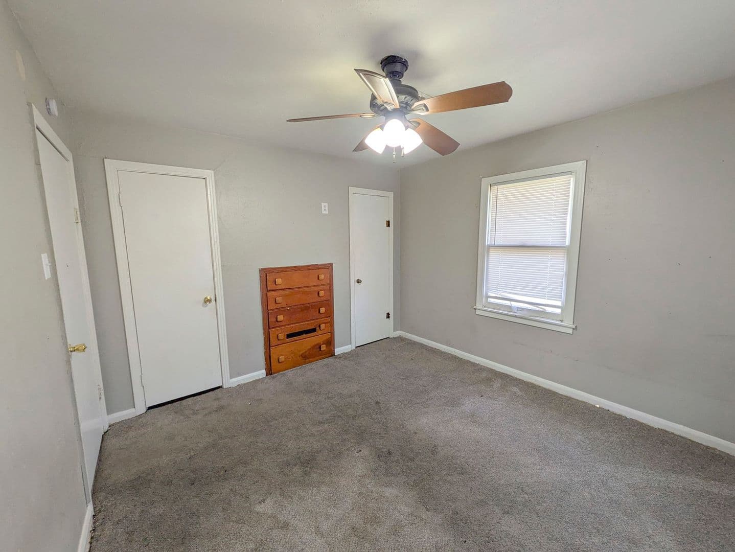 Groves House: 2631 Second Avenue