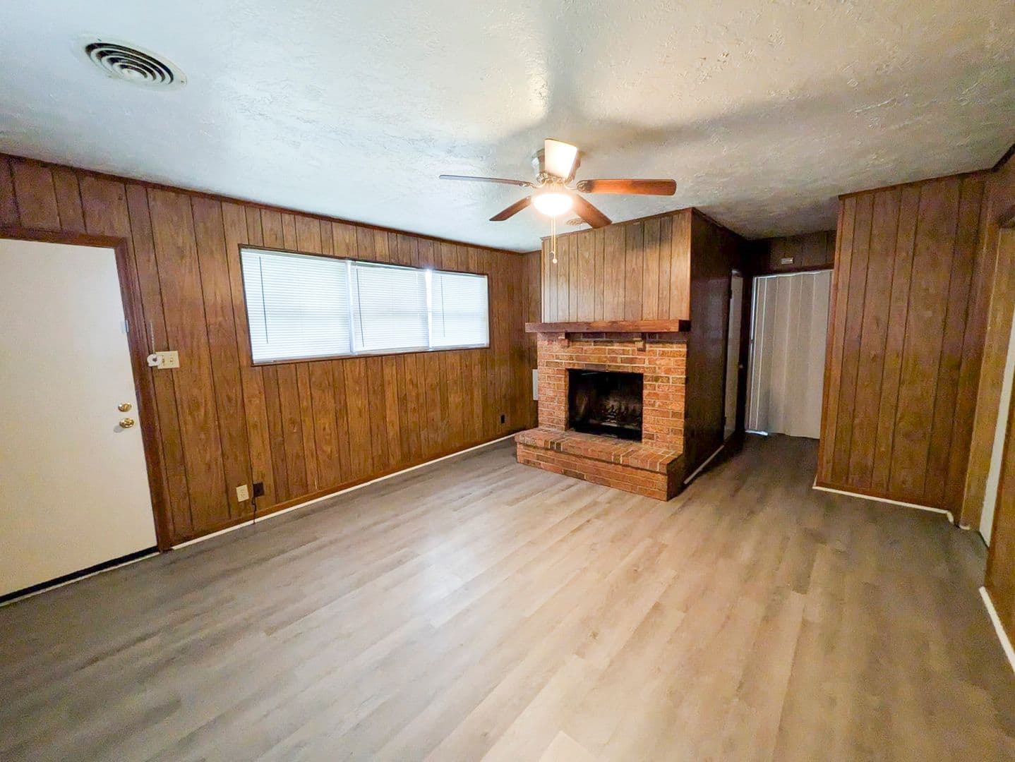 Beaumont House: 5267 Sunset Ave