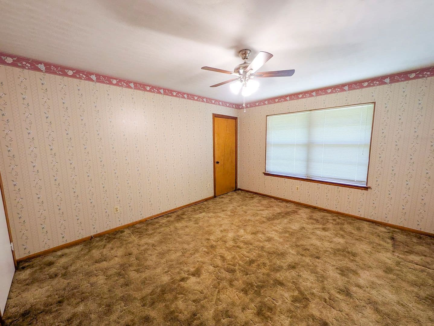 Port Arthur House: 6222 Hazel Ave