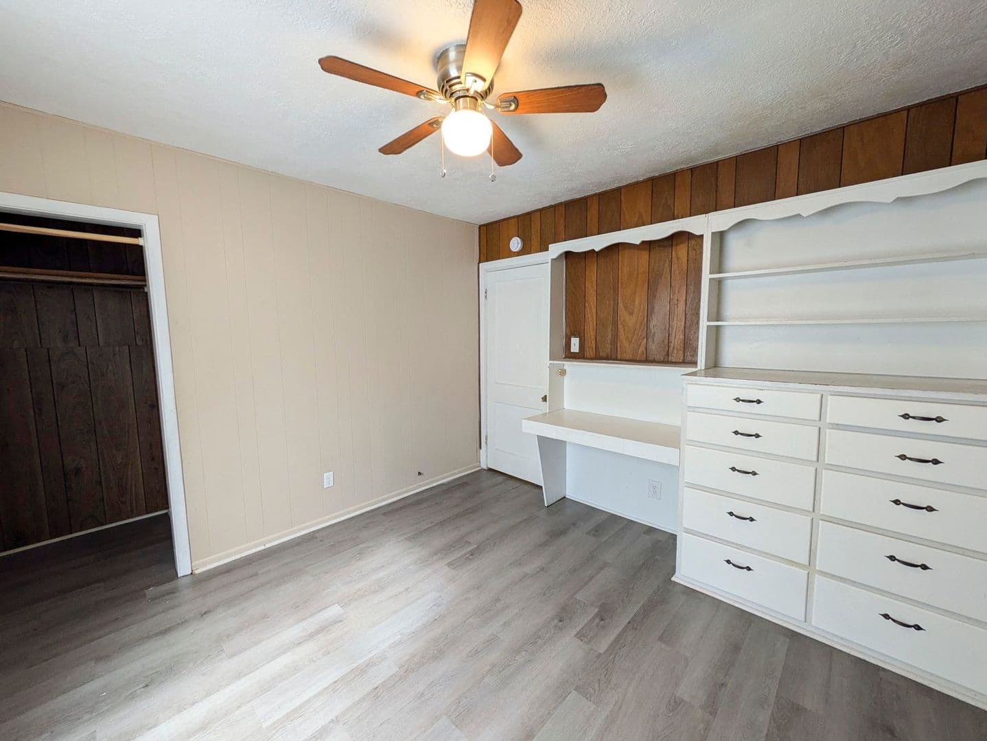 Beaumont House: 5267 Sunset Ave