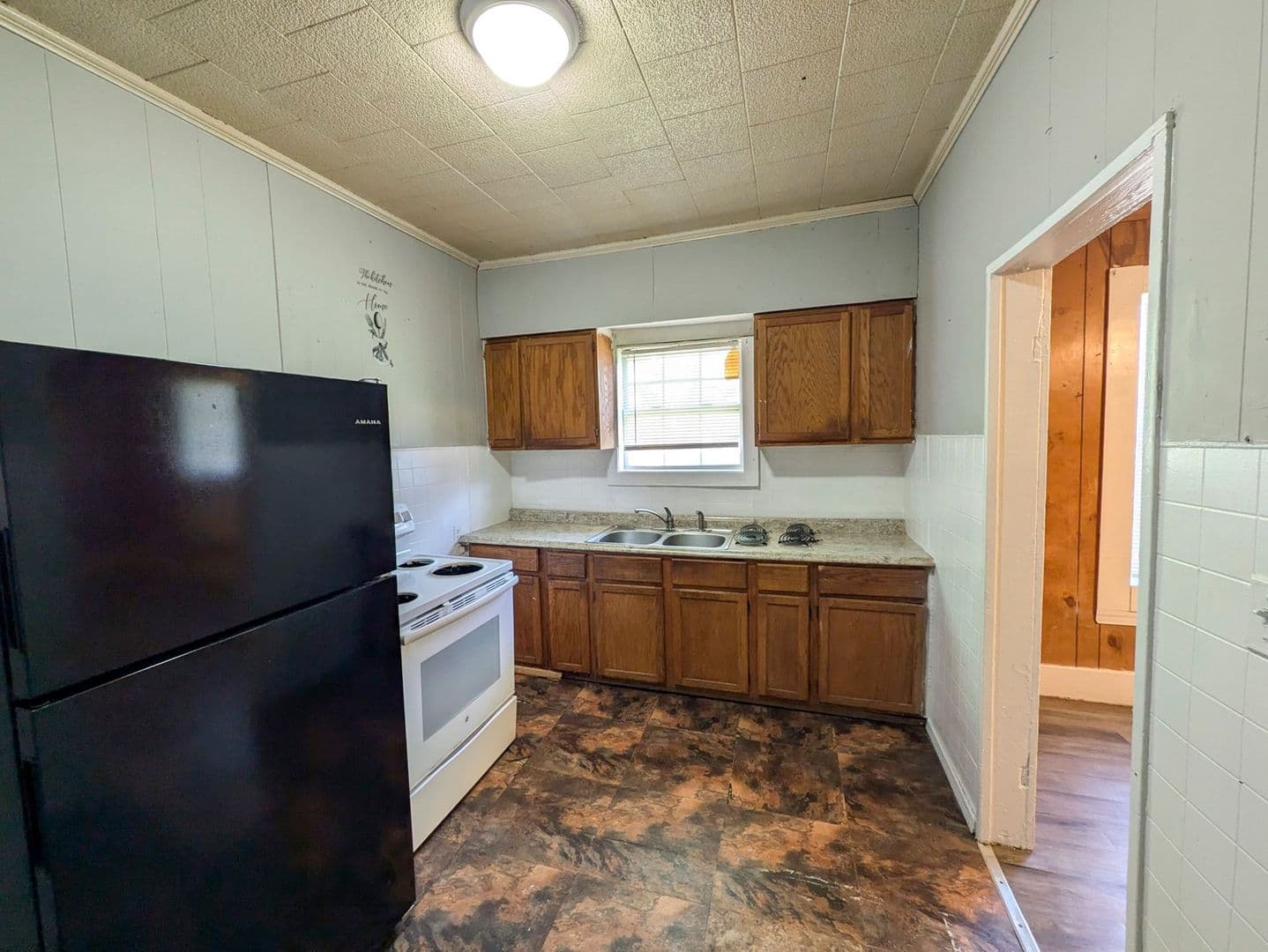Beaumont House: 1105 Ewing St
