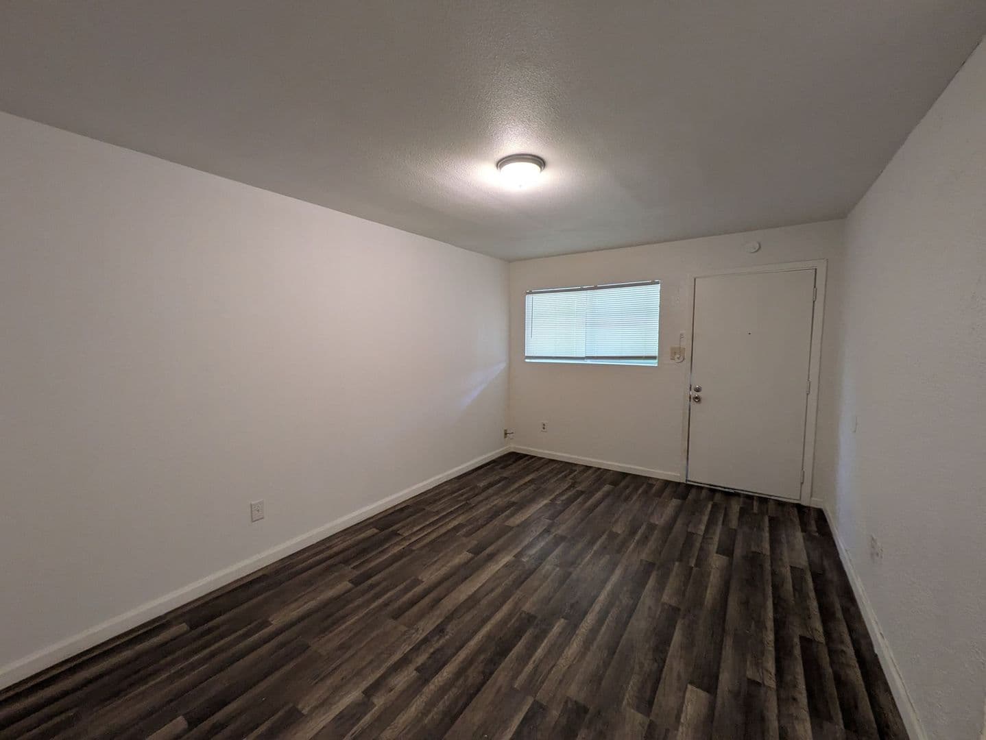 Beaumont Apartment: 975 Woodrow