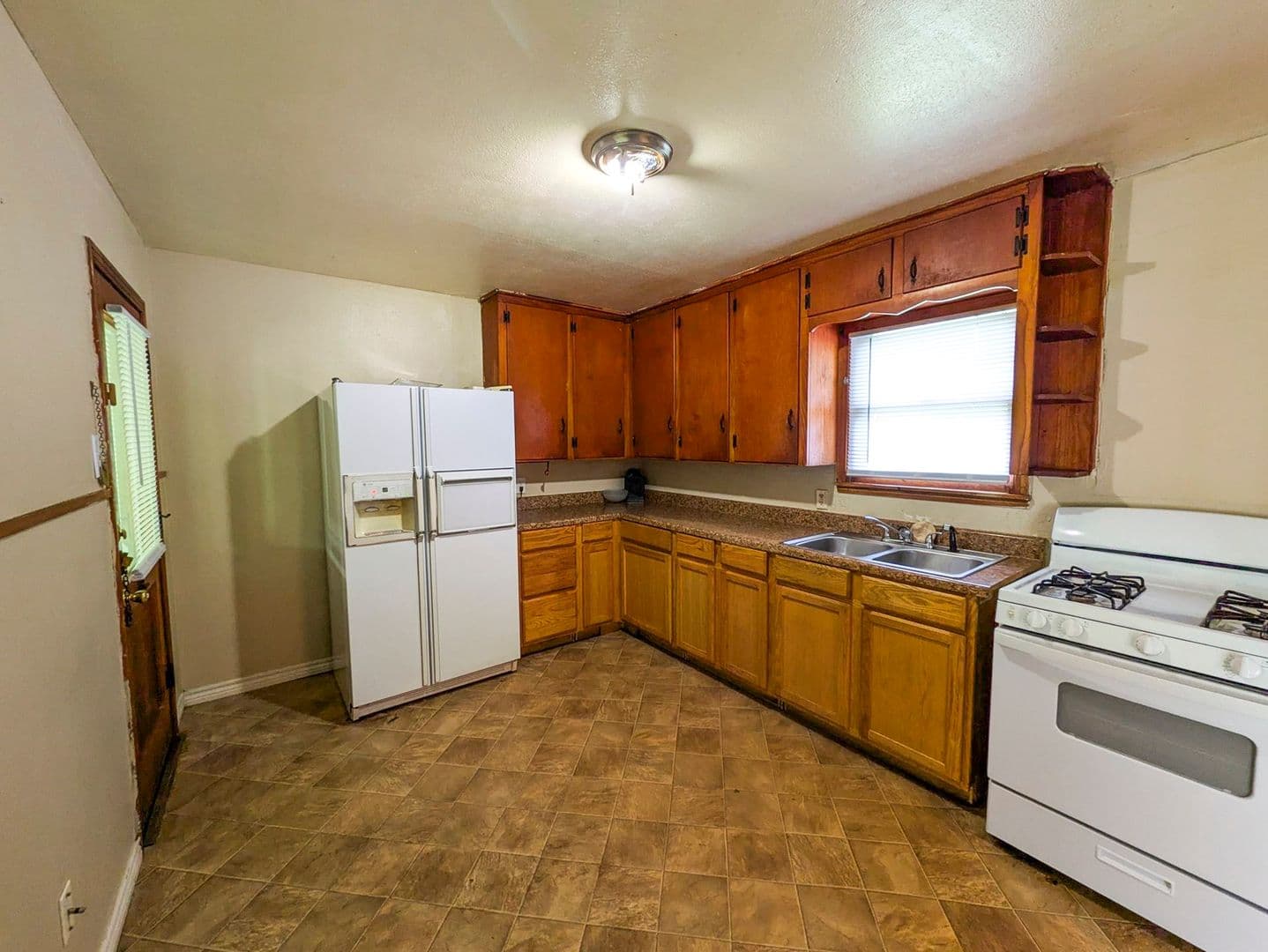 Beaumont House: 4295 Galveston