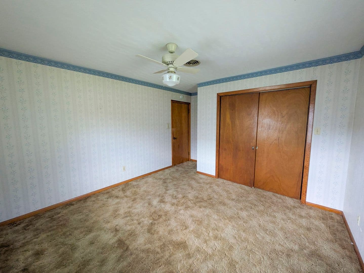 Port Arthur House: 6222 Hazel Ave