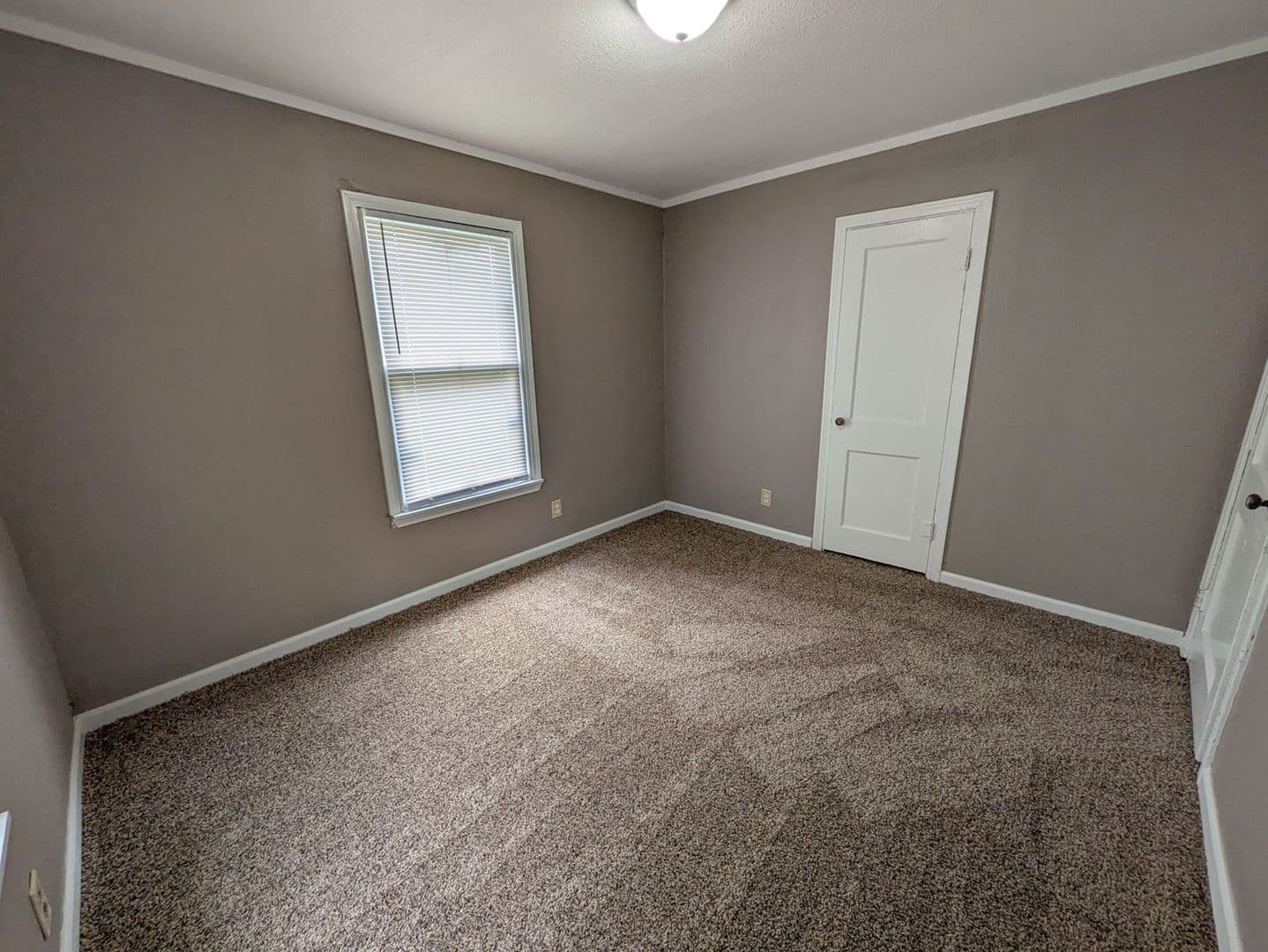 Beaumont Apartment: 4195 Brandon - 696 Irby (duplex)