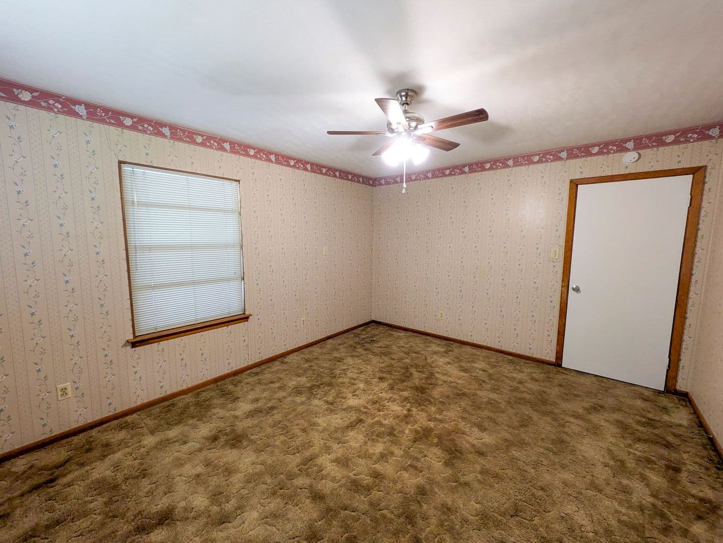 Port Arthur House: 6222 Hazel Ave