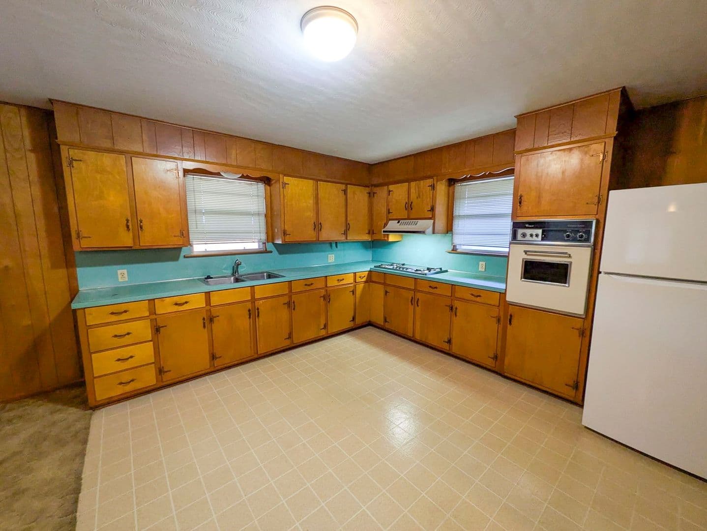 Port Arthur House: 6222 Hazel Ave