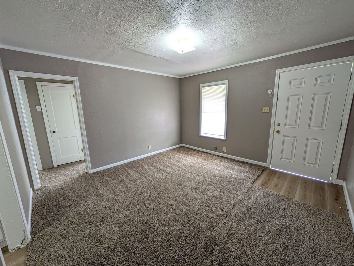 Beaumont Apartment: 4195 Brandon - 696 Irby (duplex)
