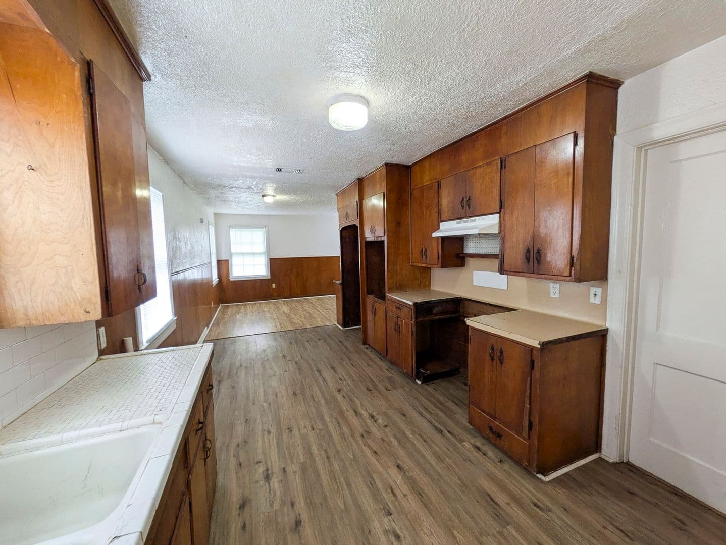 Beaumont House: 1810 Roberts St