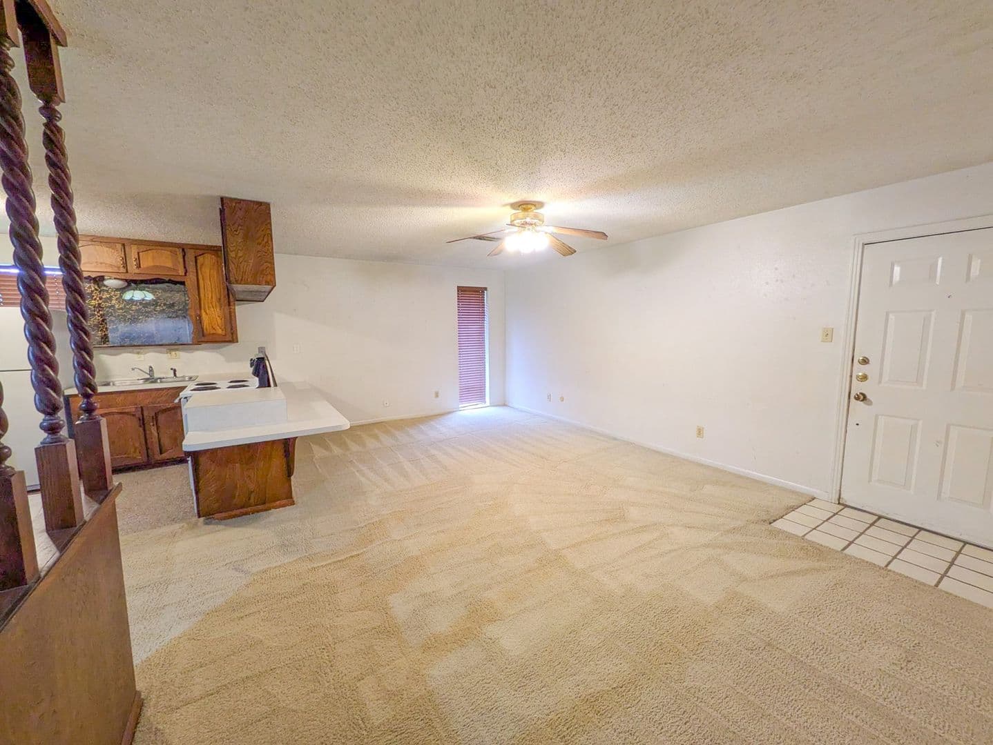 Groves Apartment: 6161 To 6177 Coolidge