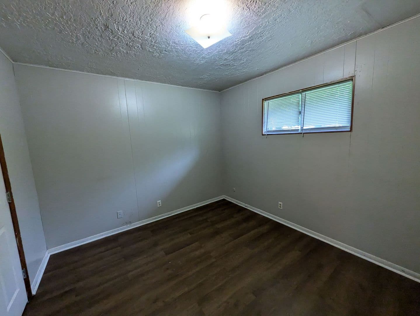Beaumont Apartment: 4619 Hartel St
