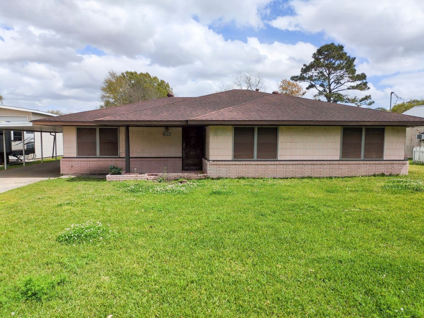 Port Arthur House: 6222 Hazel Ave