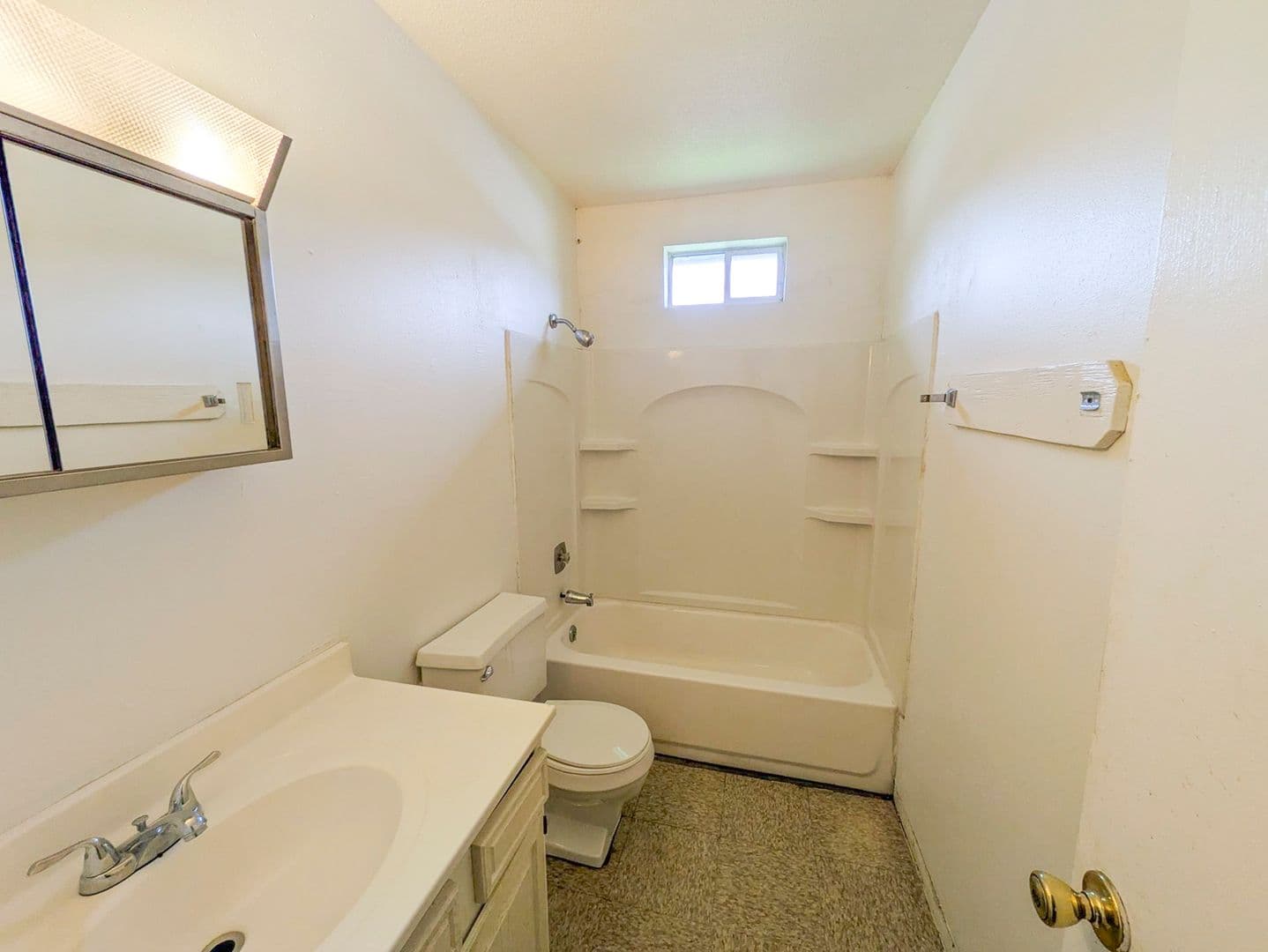 Beaumont Apartment: 975 Woodrow