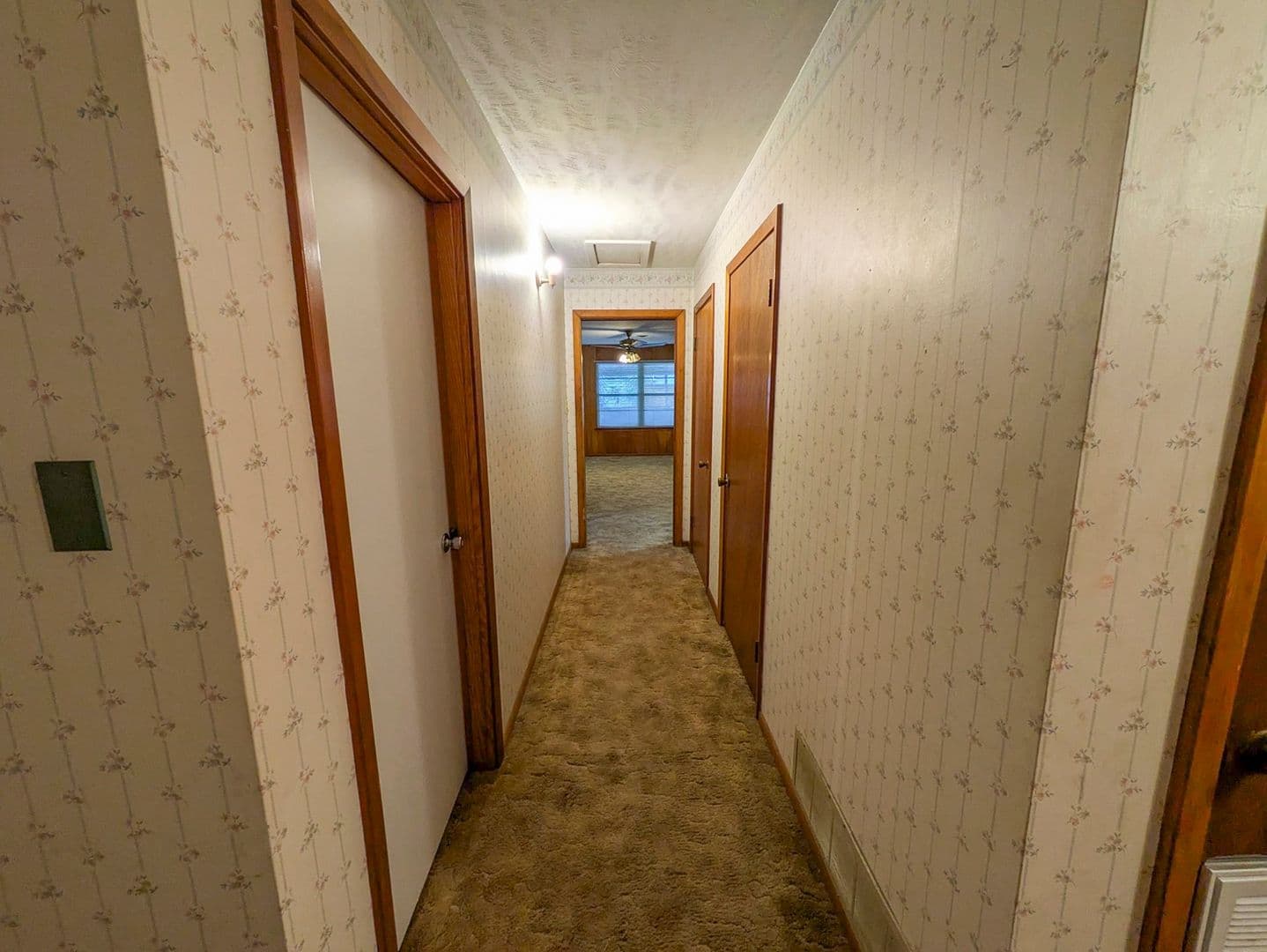 Port Arthur House: 6222 Hazel Ave