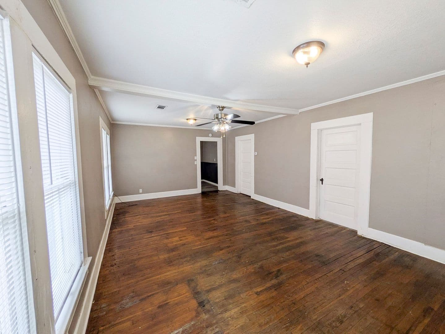 Port Neches Apartment: 1009-1015 Wagner