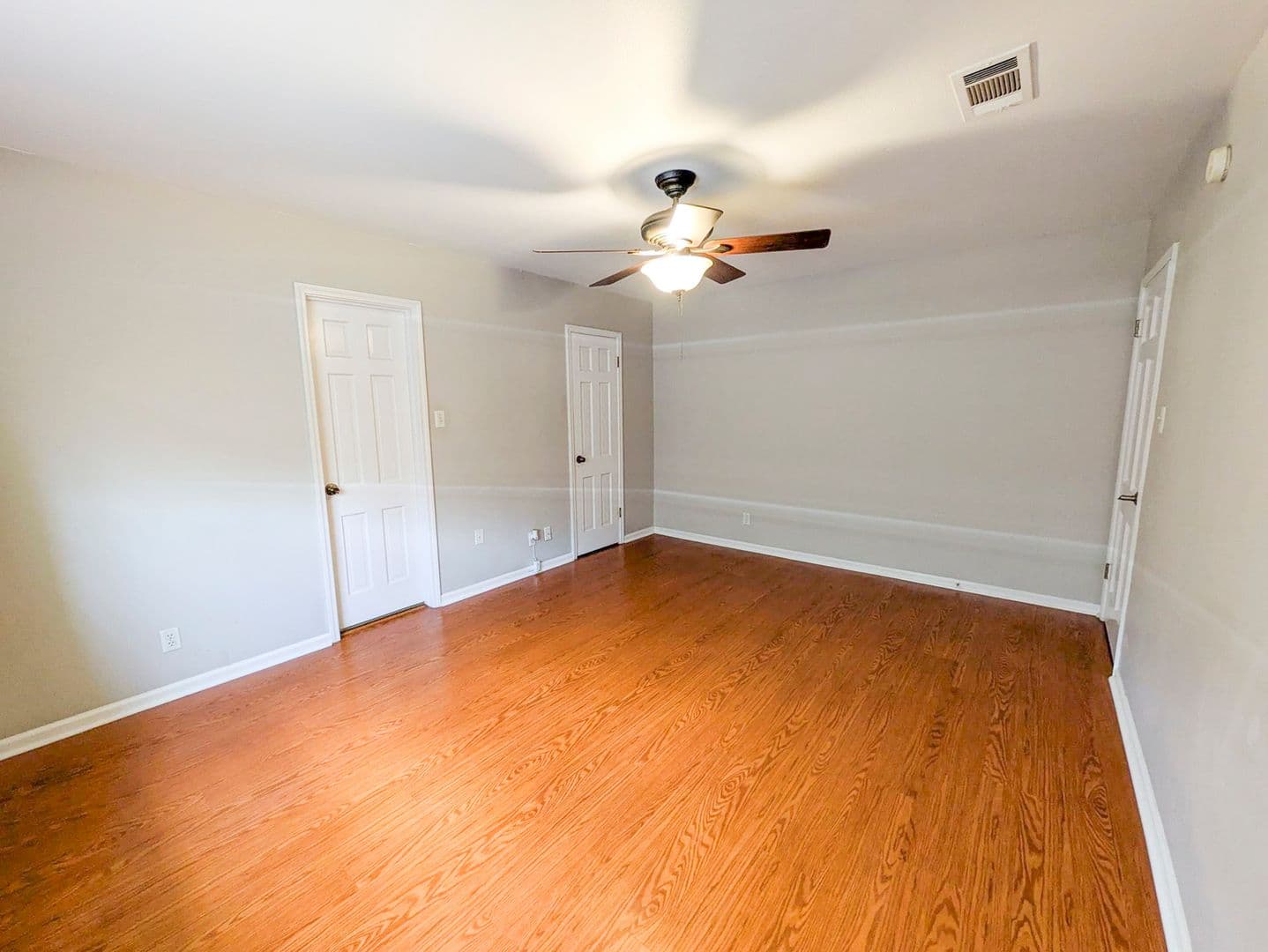 Beaumont House: 6510 Daisy Drive
