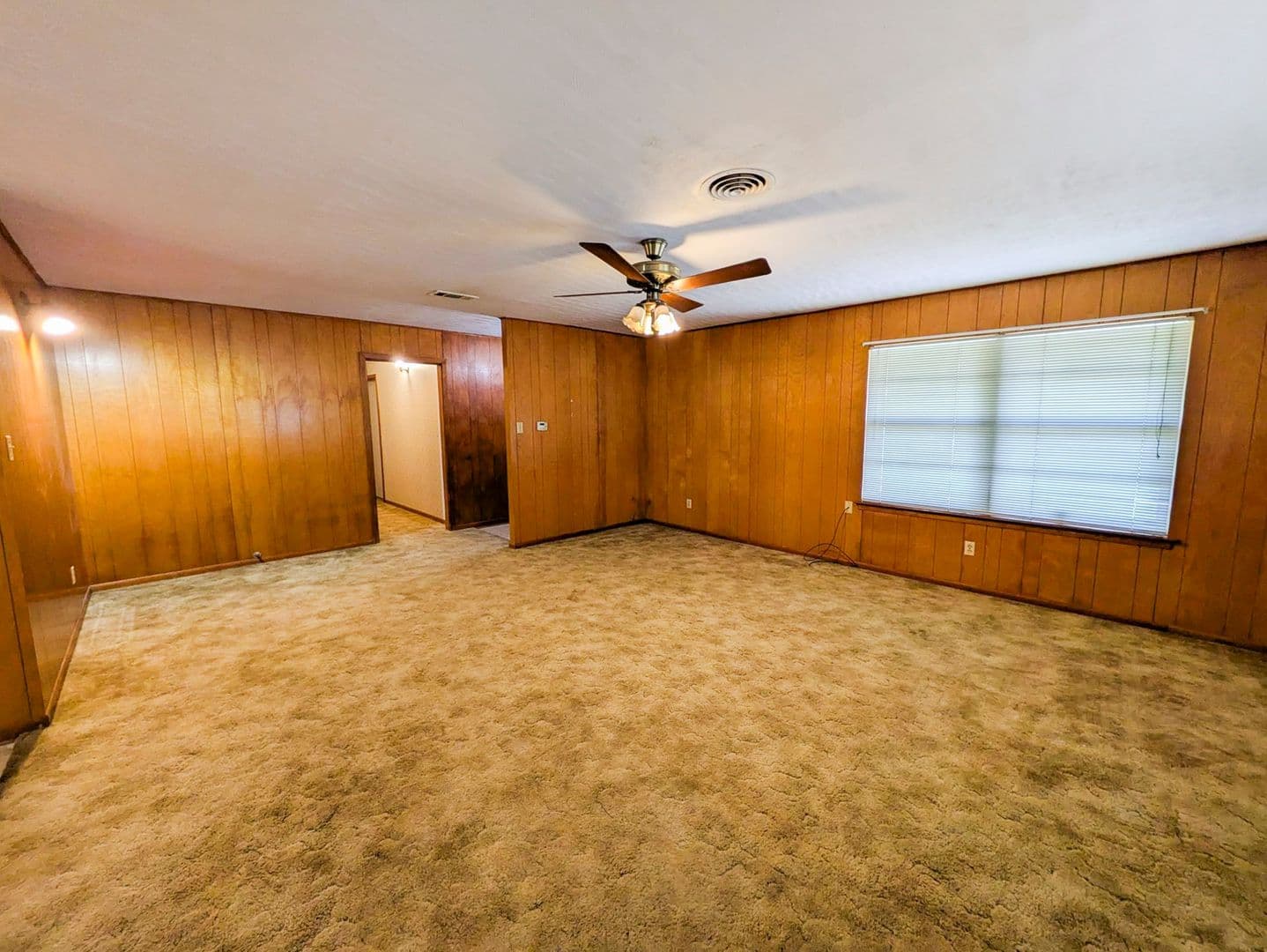 Port Arthur House: 6222 Hazel Ave