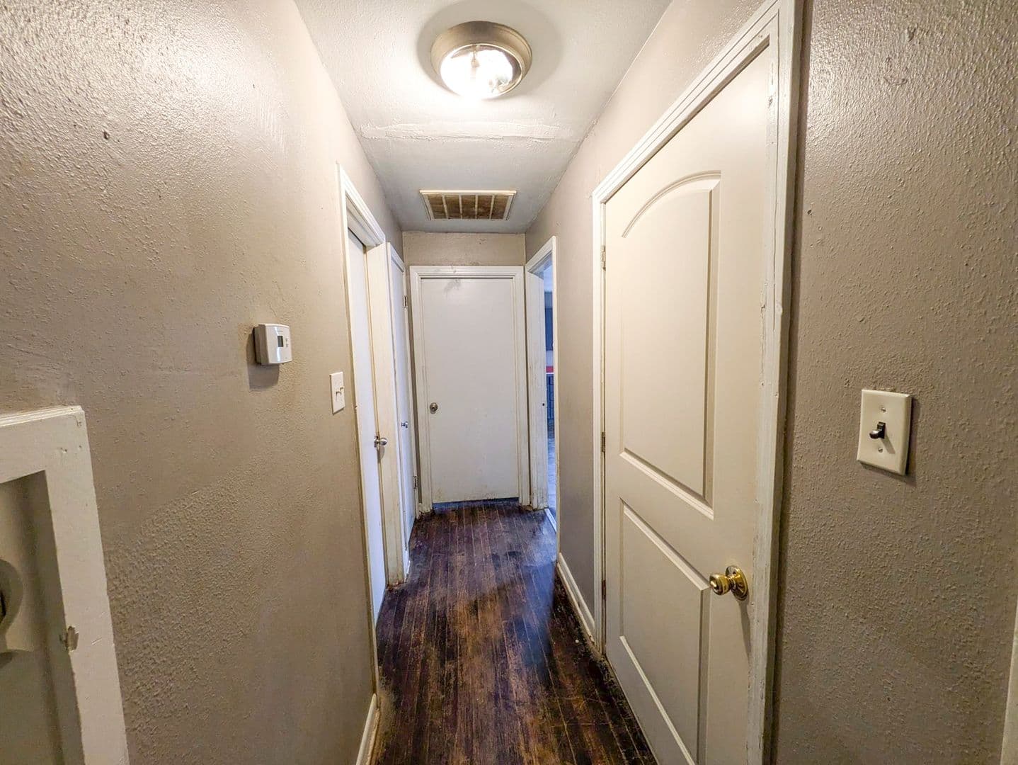 Port Neches House: 1103 Avenue B