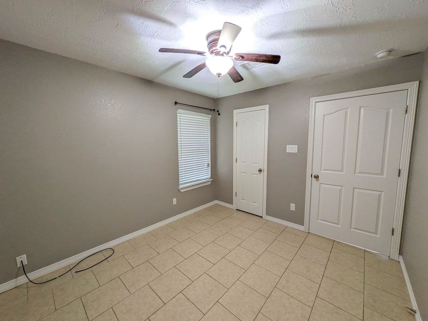Nederland Apartment: 121 Gage Ave.