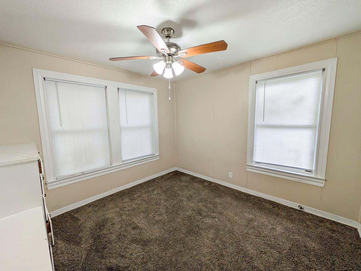 Beaumont House: 5267 Sunset Ave