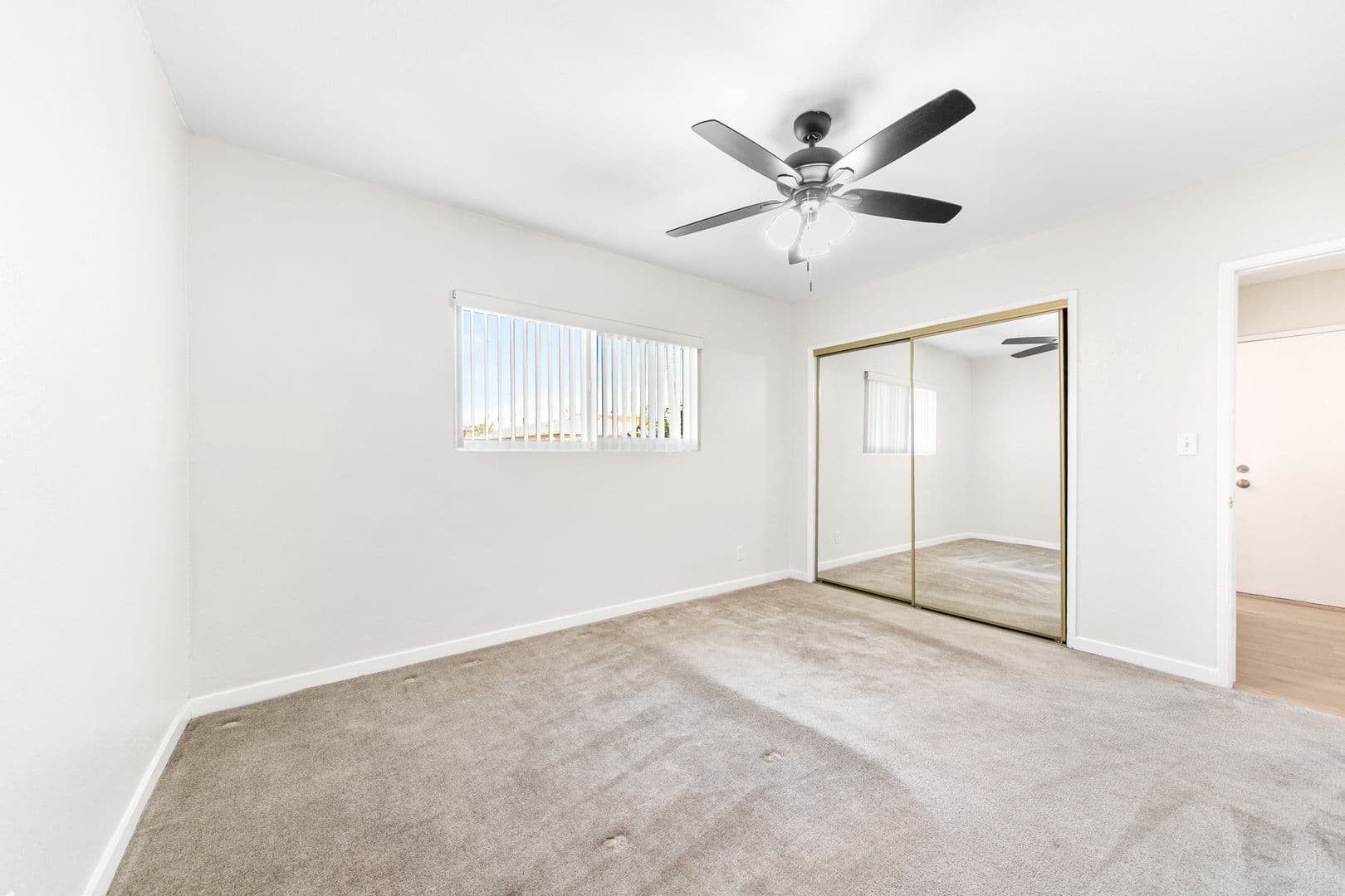 Lomita Apartment: 2222 248th St.