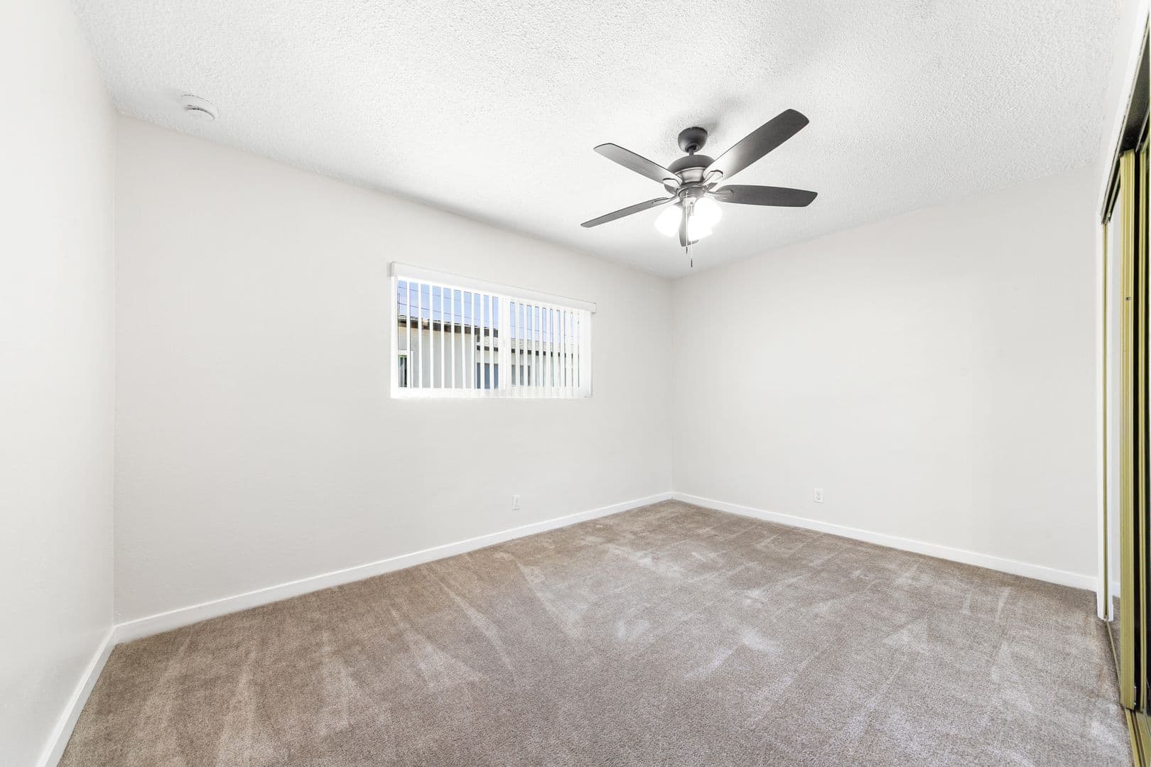 Lomita Apartment: 2222 248th St.