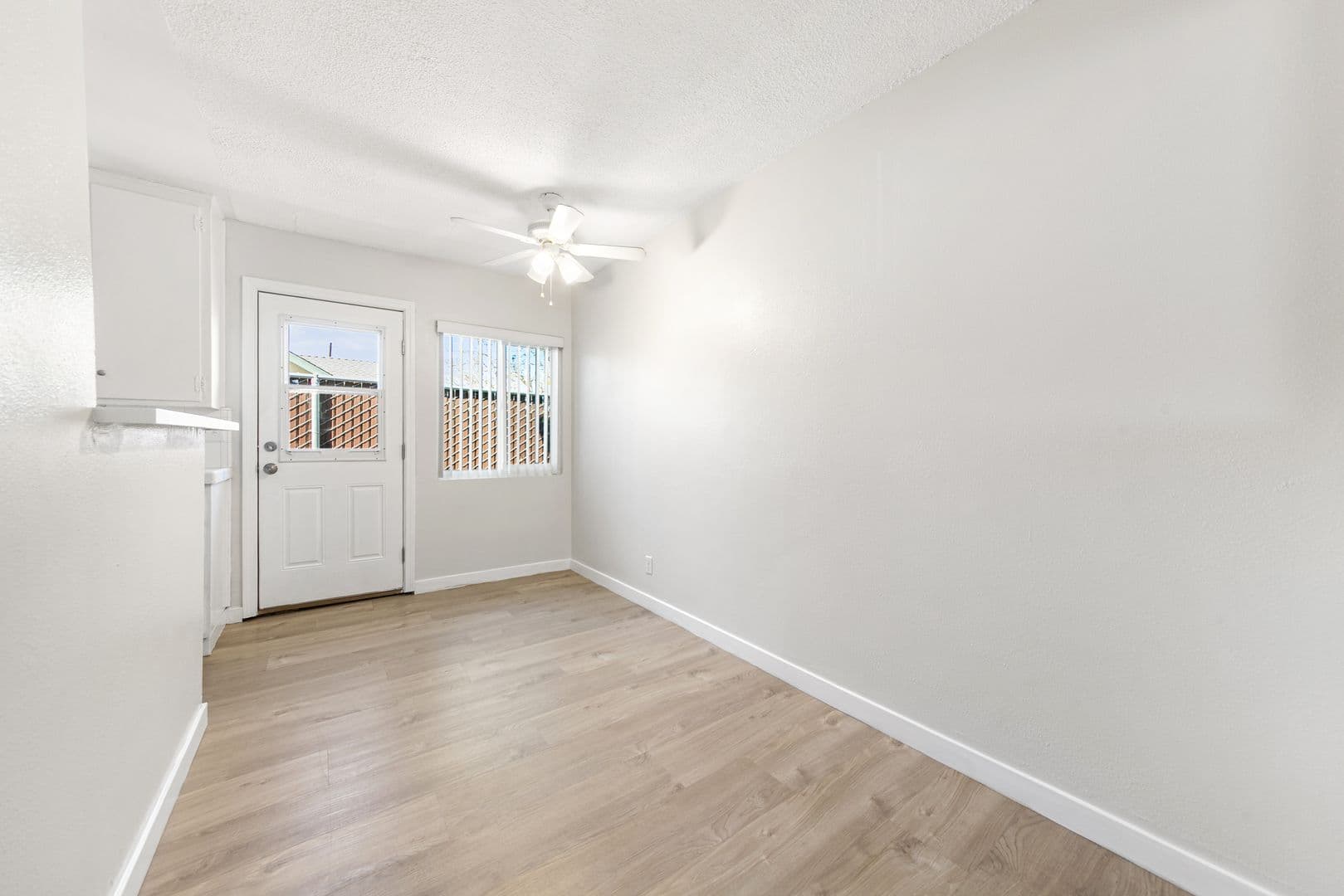 Lomita Apartment: 2222 248th St.