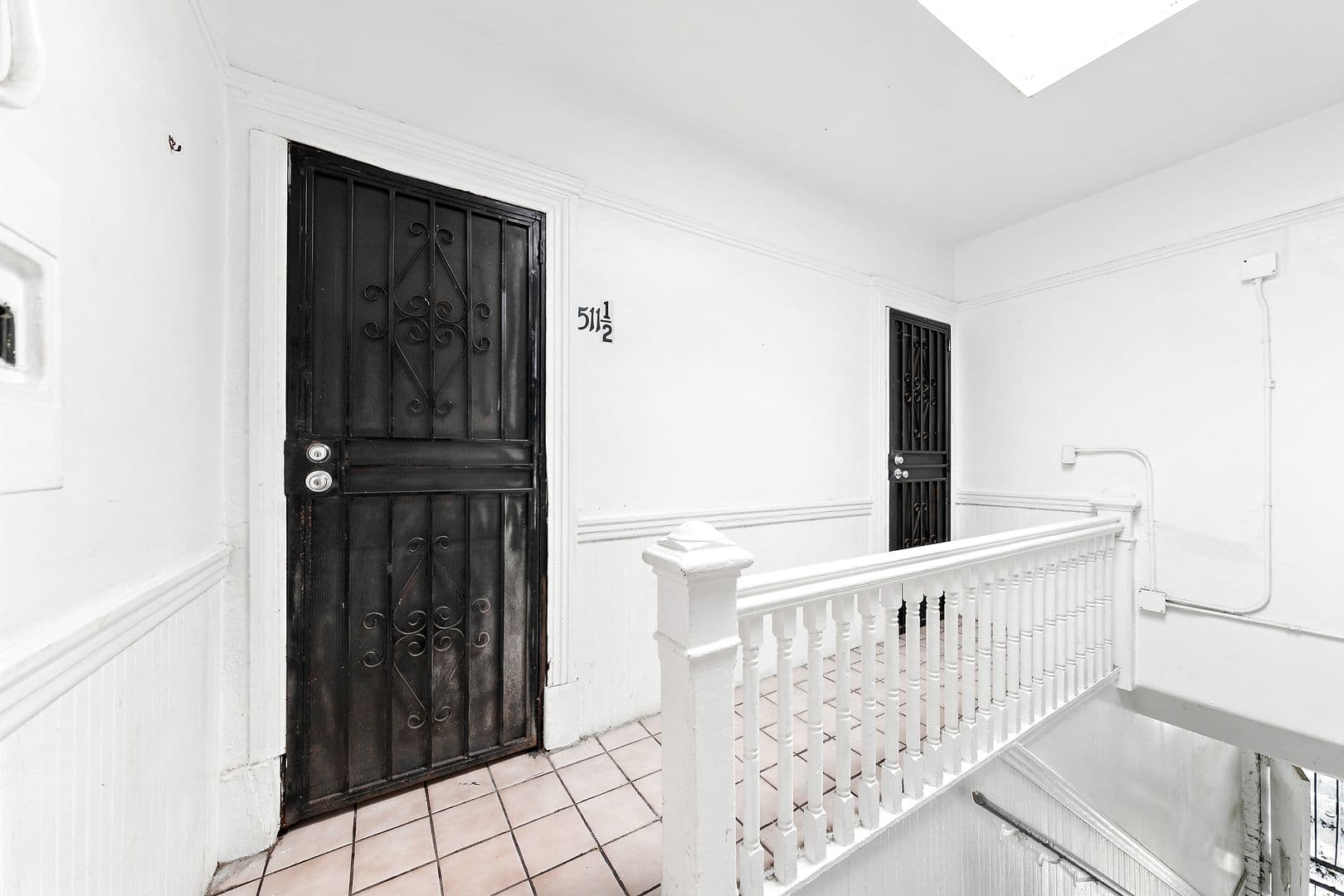 Los Angeles Apartment: Echandia