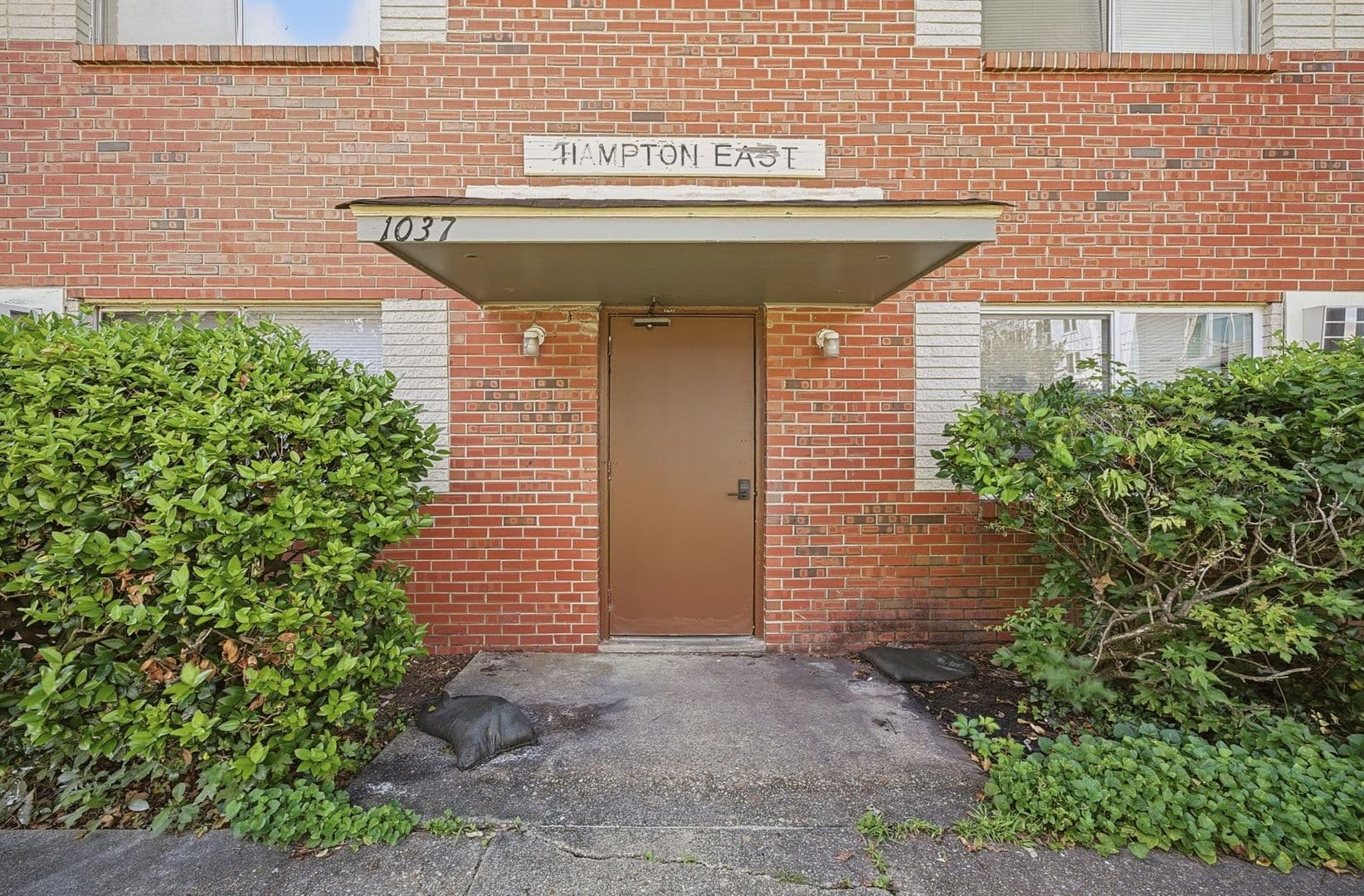 Norfolk Apartment: 1037 West 37th Street