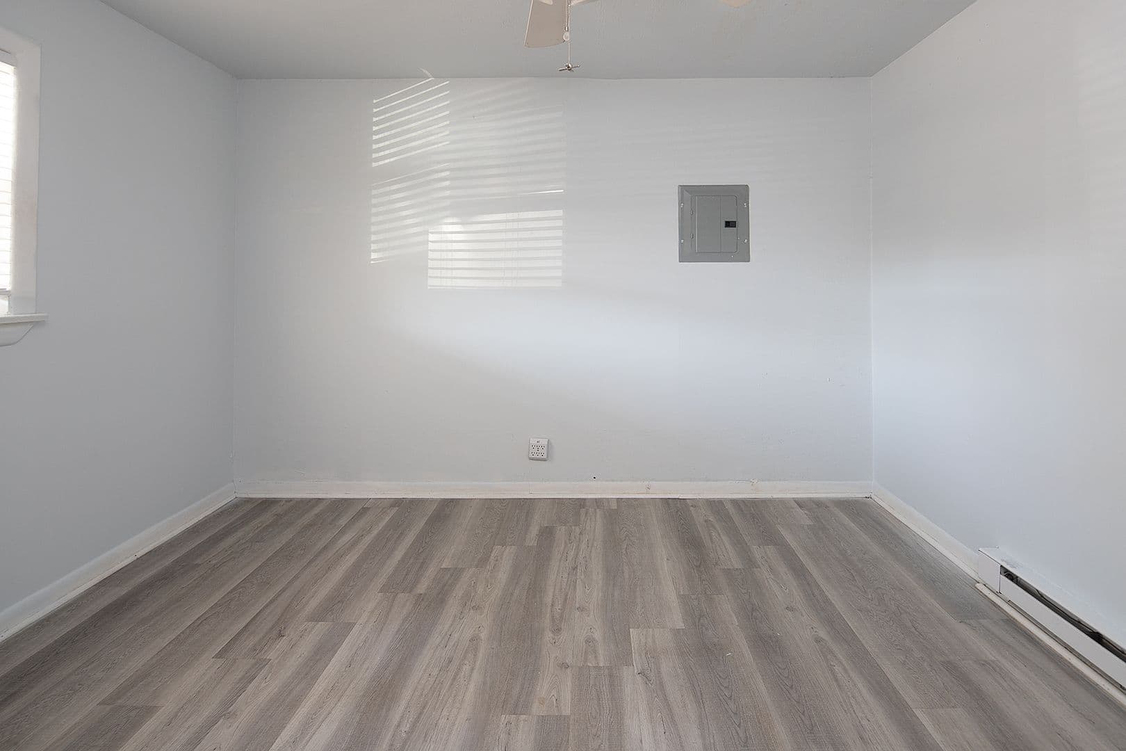 Belmont Apartment: 23 Alice Ave