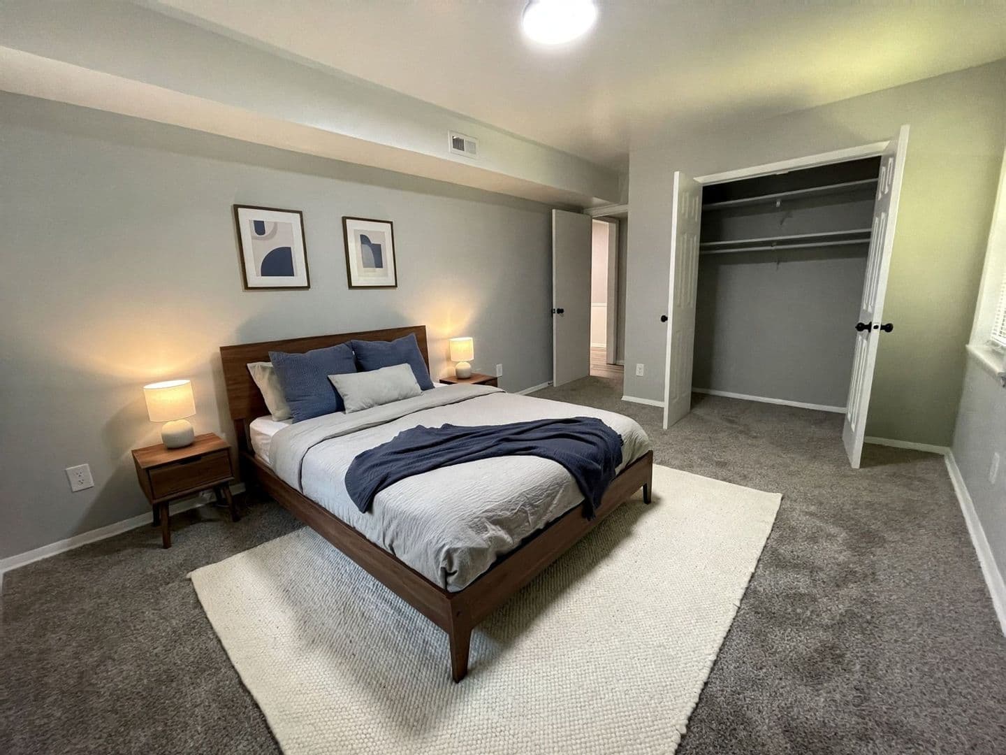 Charlotte Apartment: 1307 Springmont Ln