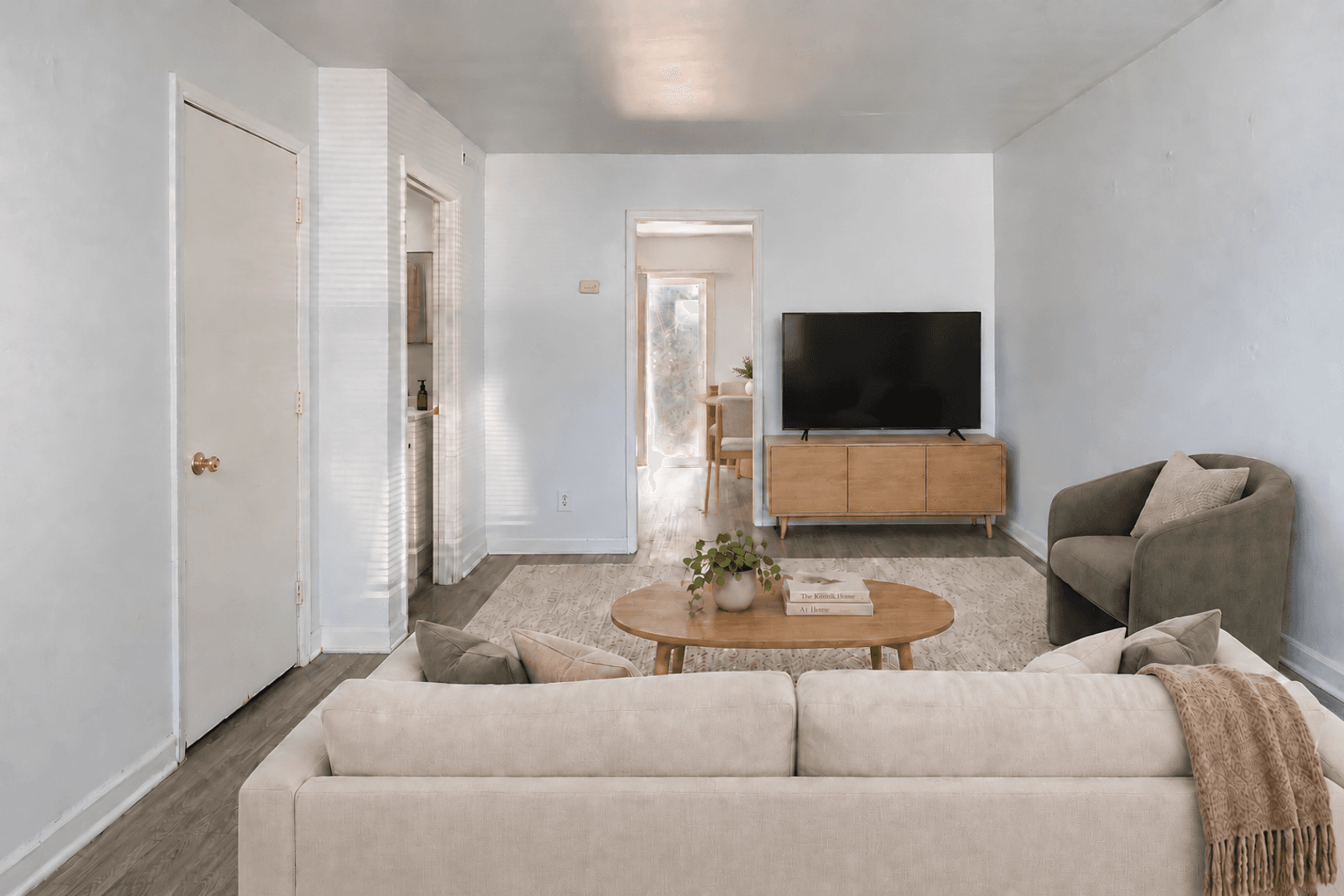 Mt Holly Apartment: 210 E Catawba Avenue